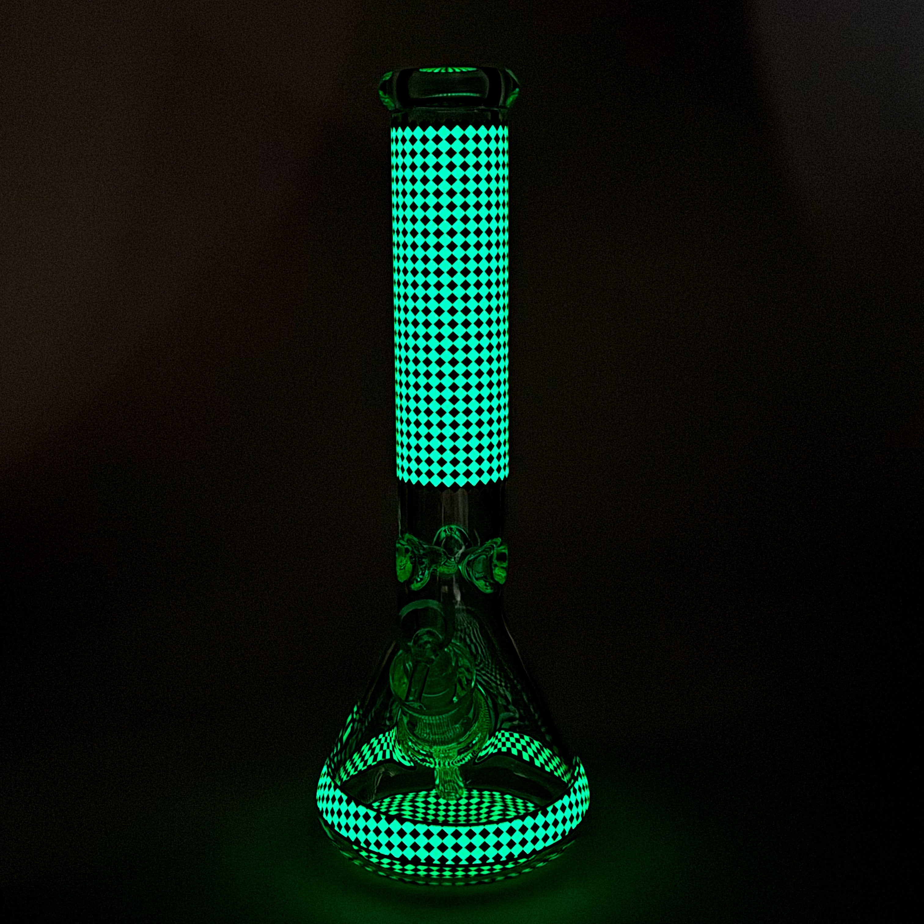 15" Grid Pattern Beaker Bong – Glow in the Dark