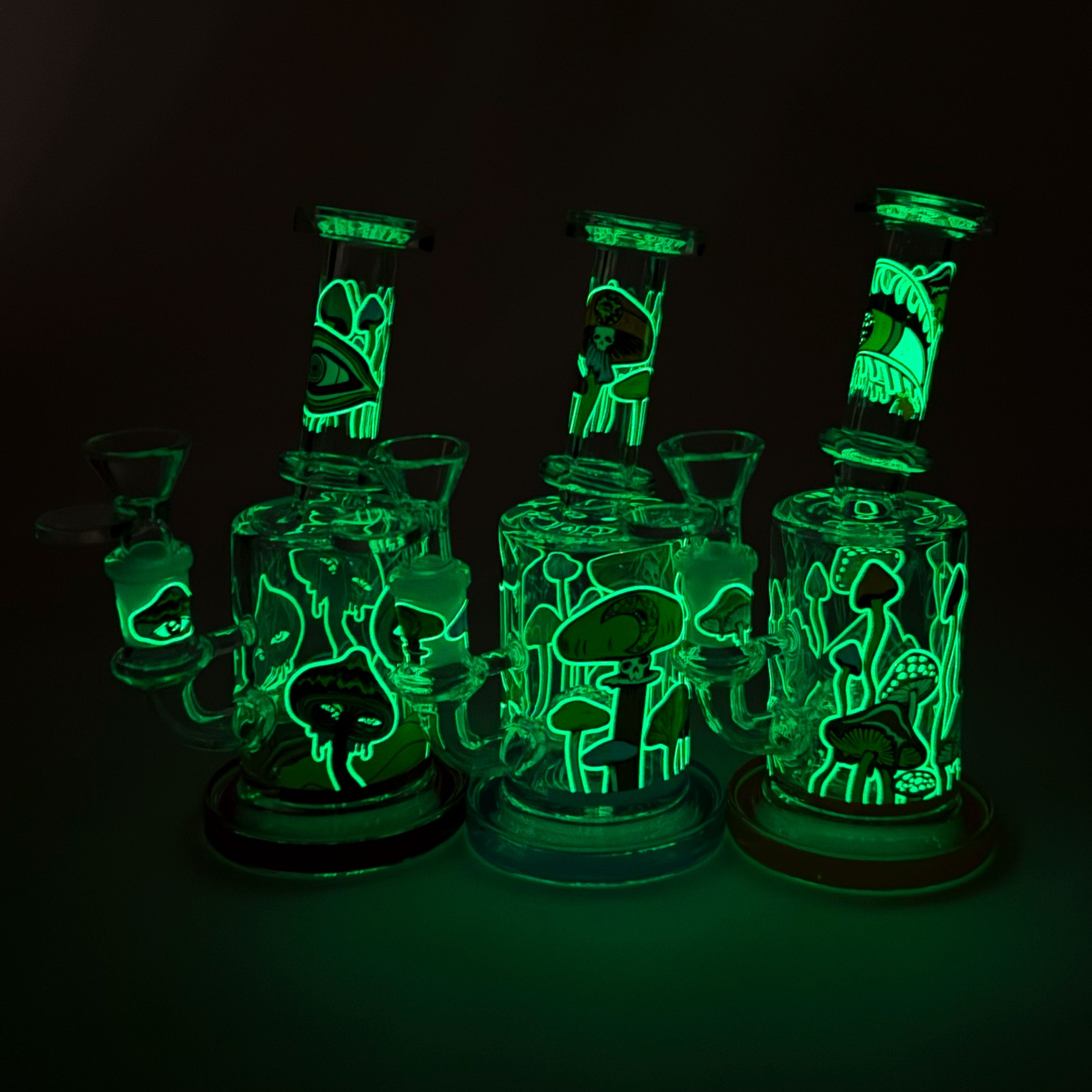 7" Magic Mushroom Glass Bong with Perc – Glow-in-the-Dark