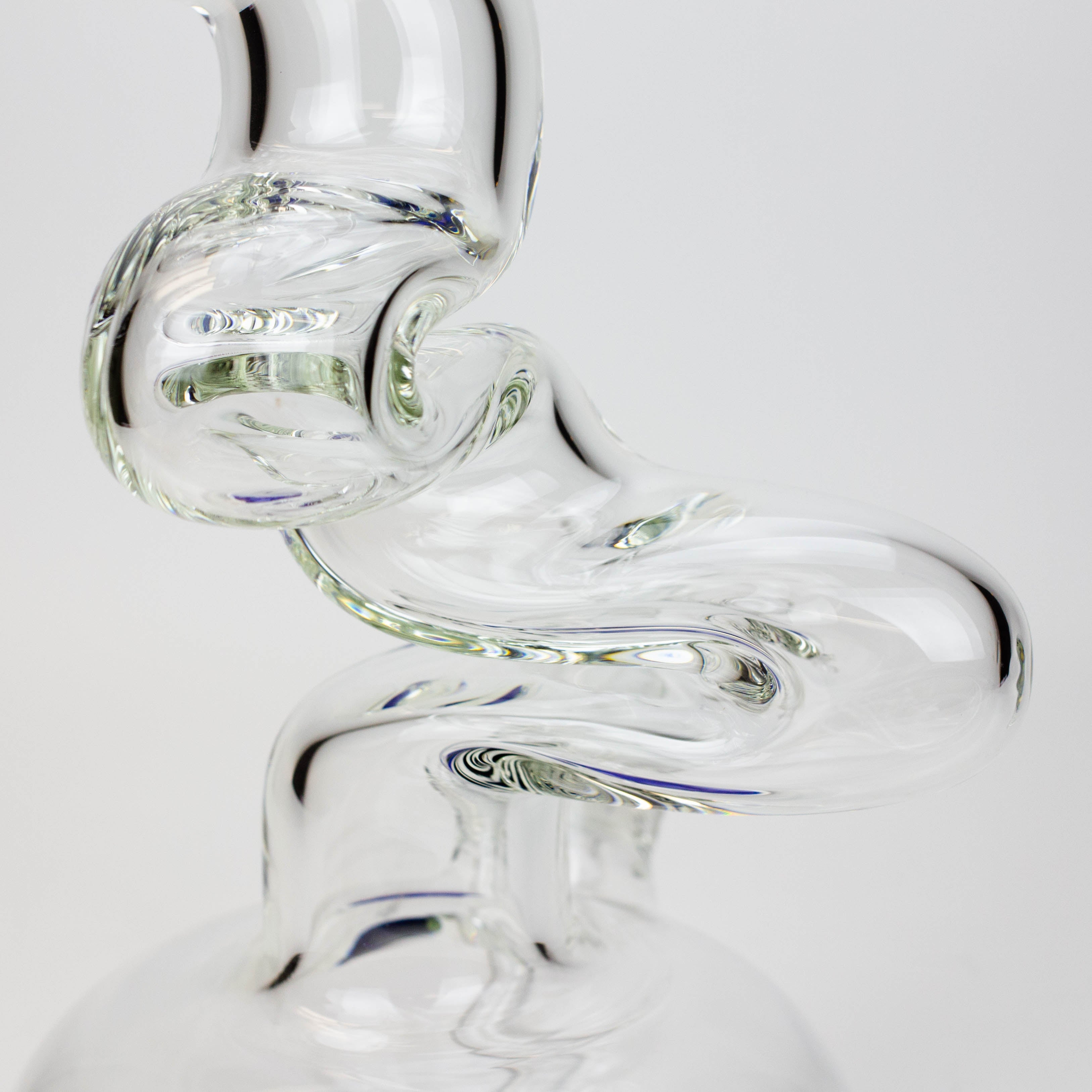 17.5" Infyniti 7mm Zig-zag glass bong