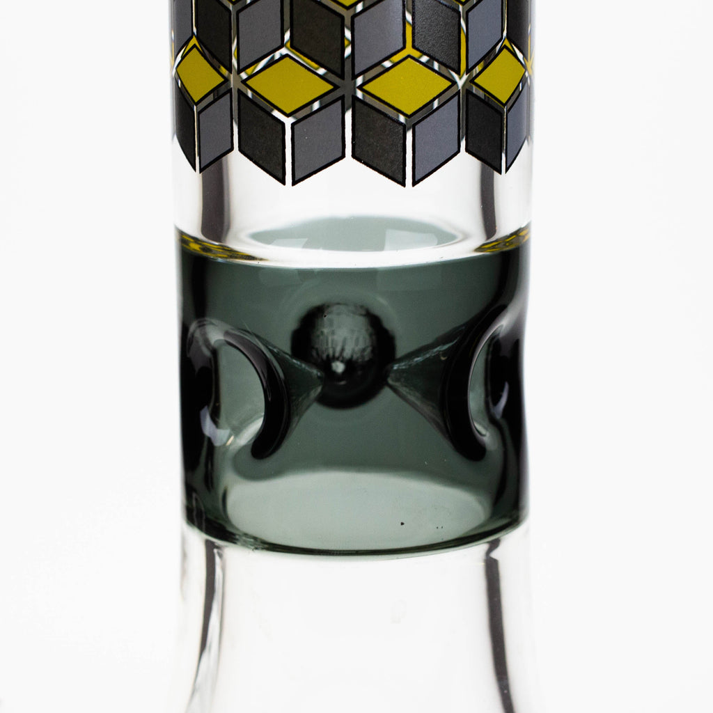 18" Cubic Pattern 7 mm glass water bong