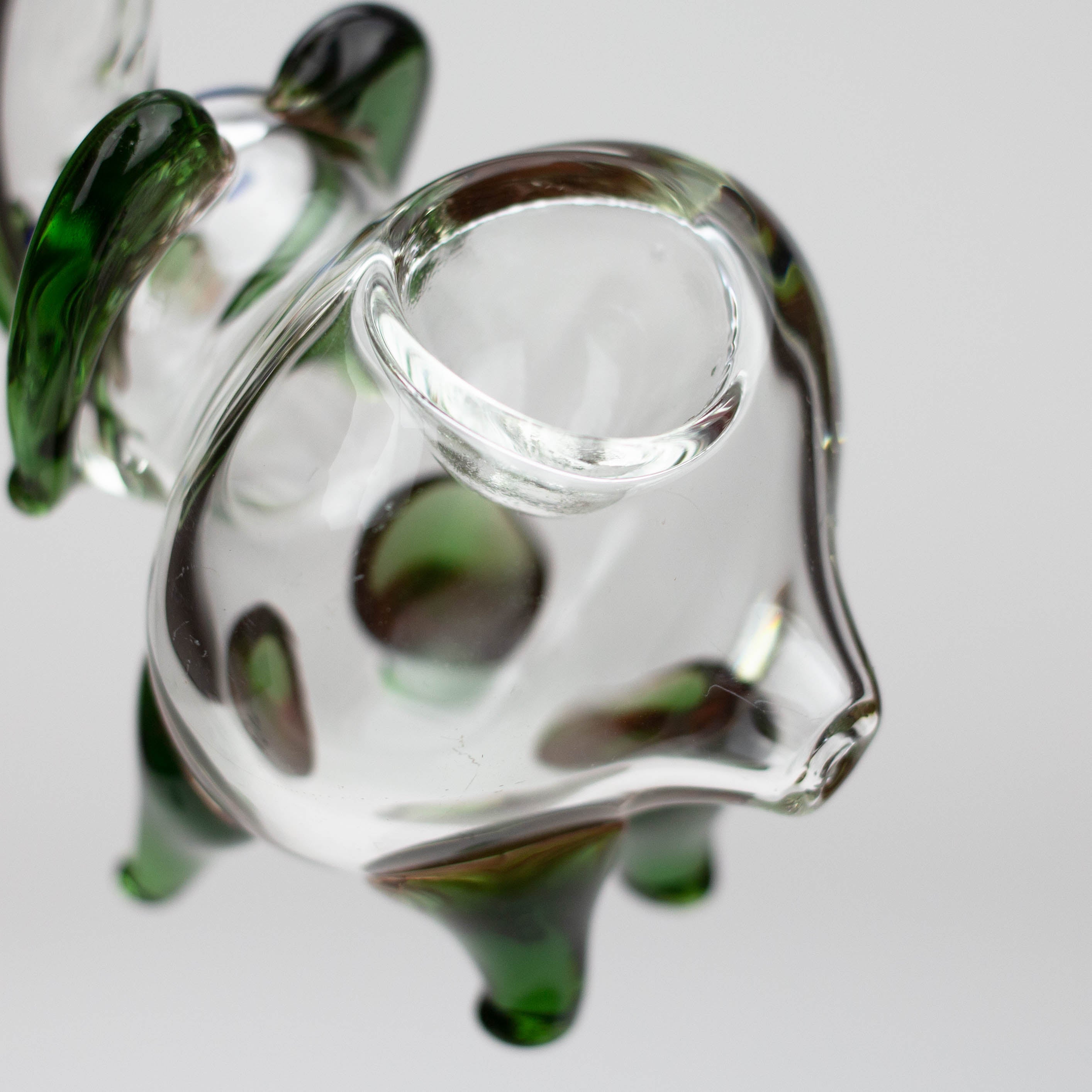5" Standing elephant clear glass hand pipe