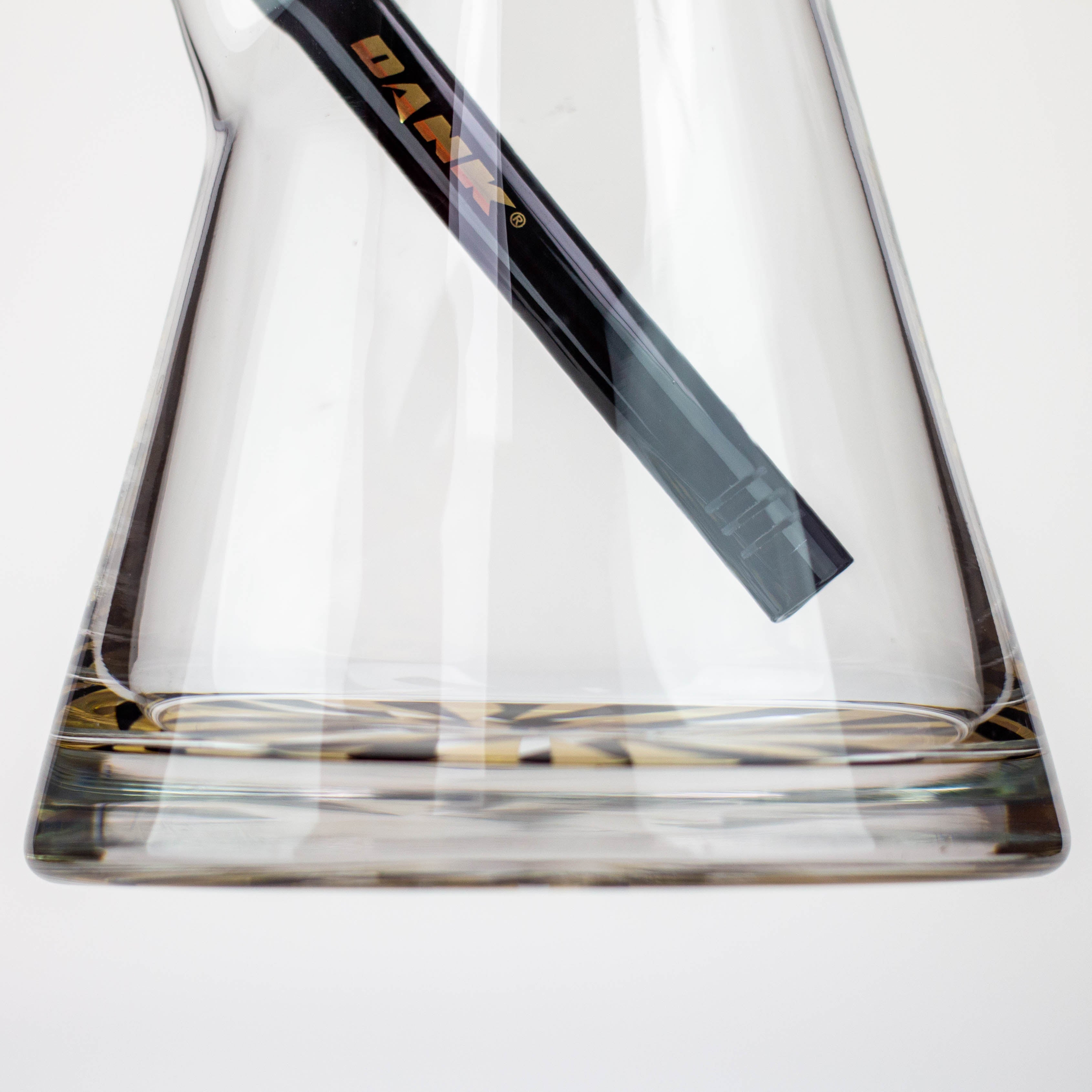 24" DANK 7 mm curved tube beaker water bong