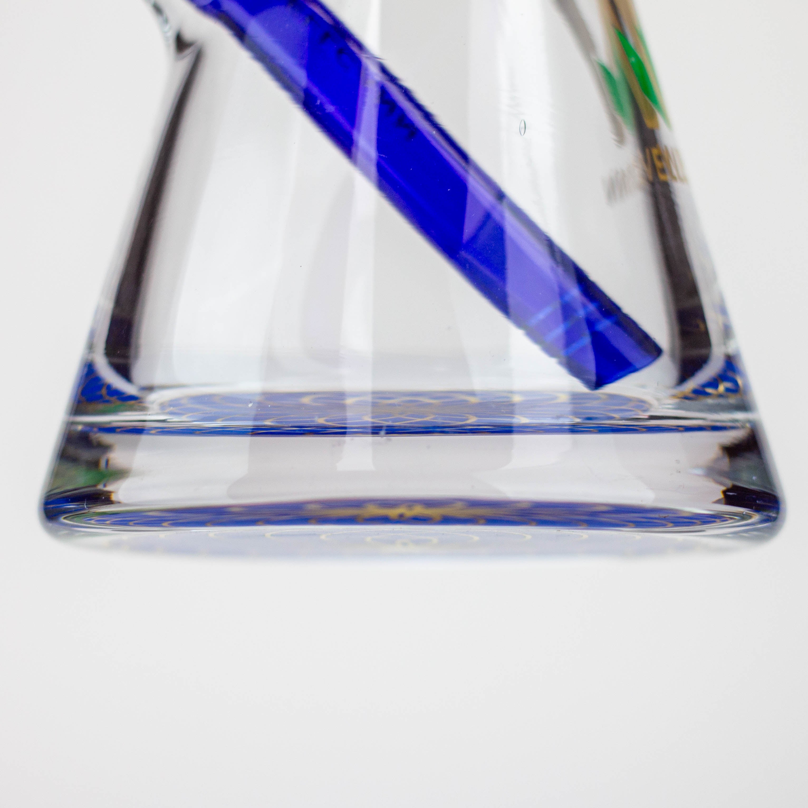 WellCann - 16" 7mm Coloured beaker bong with thick base