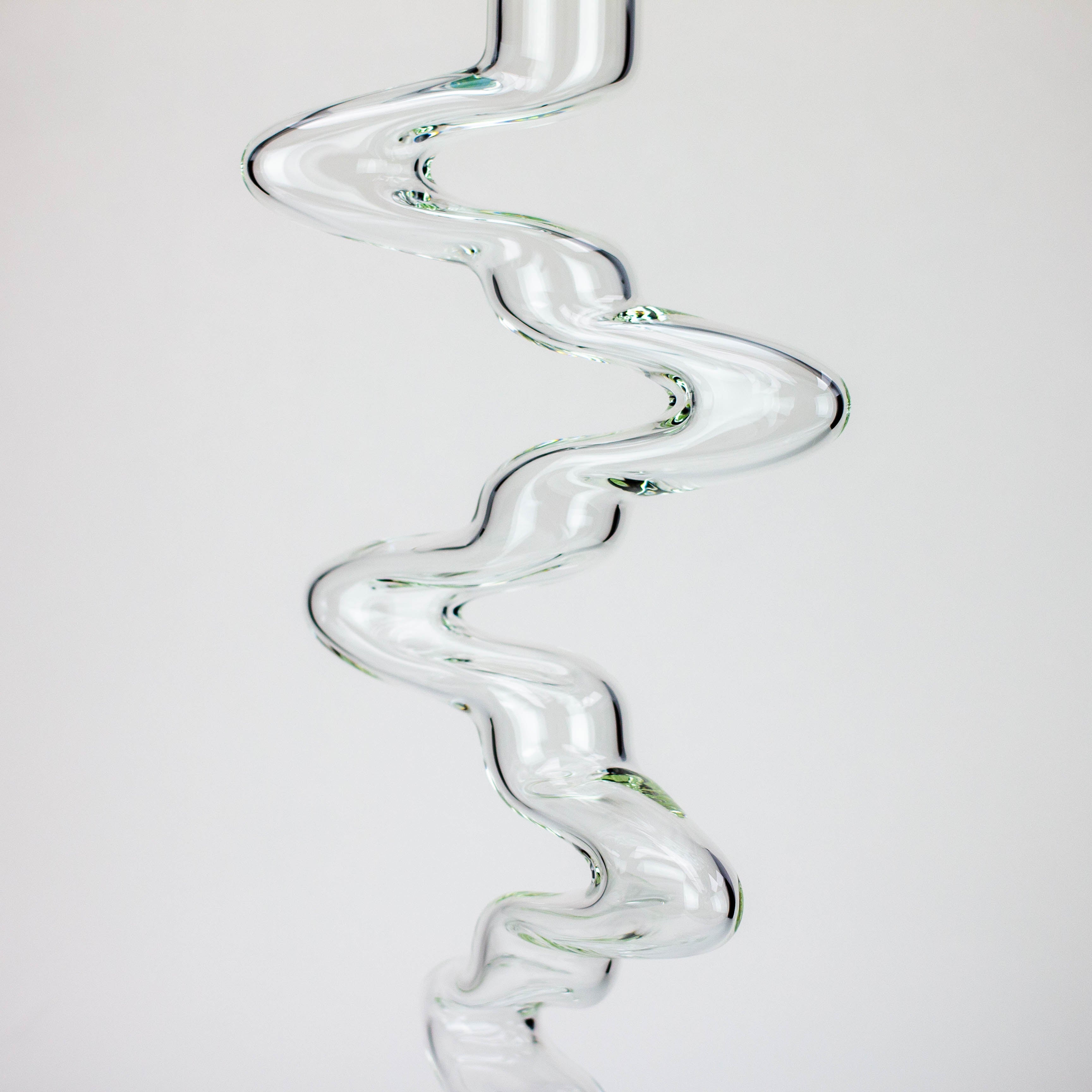 28" Xtream Zig-zag 7 mm glass water bong [XTR-Z016]