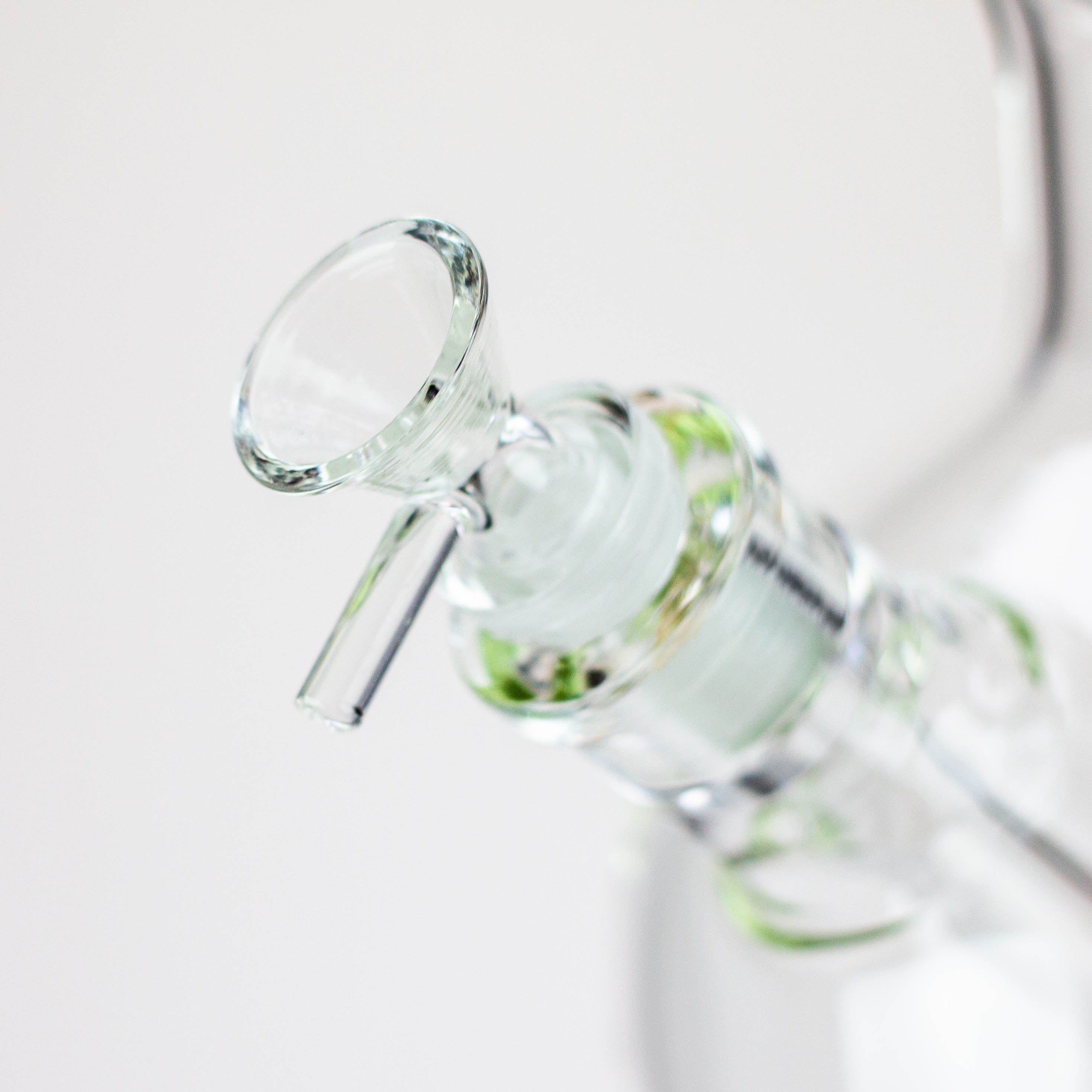 28" Xtream Zig-zag 7 mm glass water bong [XTR-Z016]