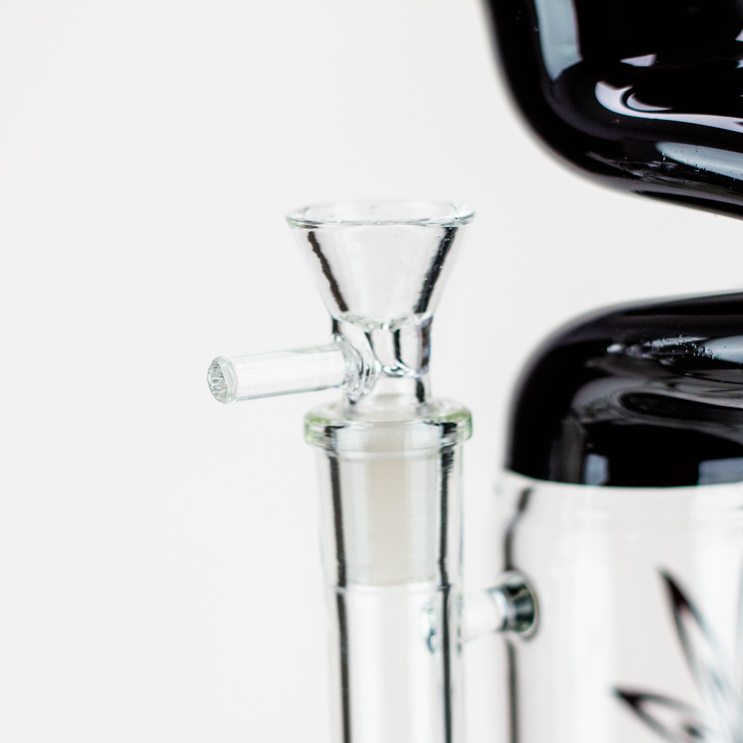 14" Xtream Zig-zag glass water bong [XTR-Z020]