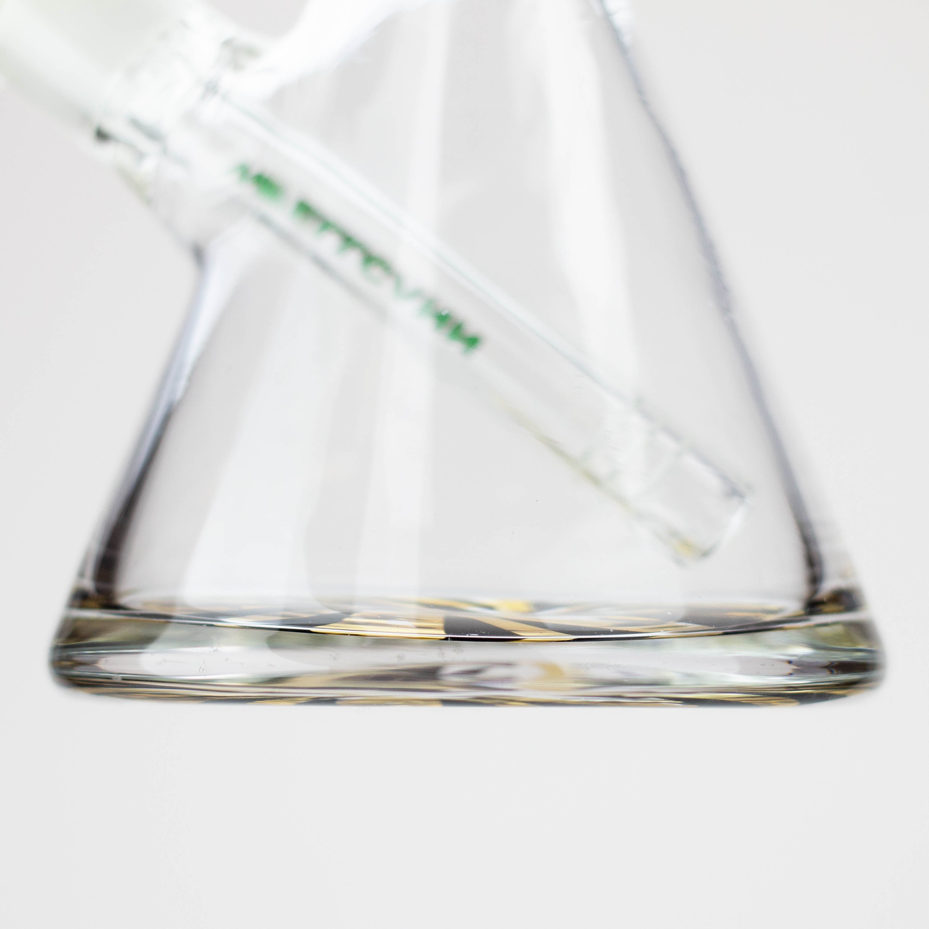 WellCann - 11" Beaker Bong (Wide Mouth / Extra thick bottom)