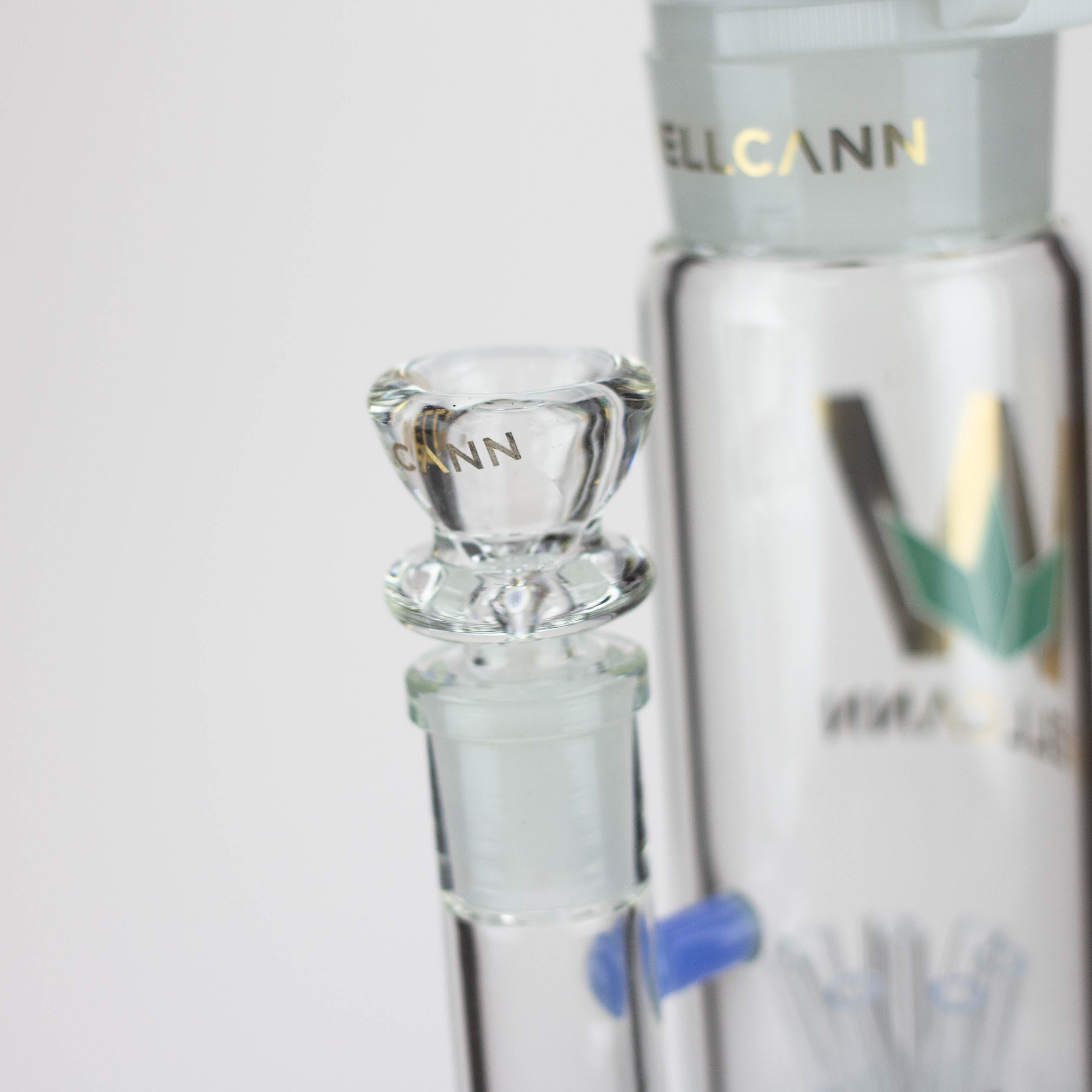 WELLCANN | 14.5" Glycerine Detachable Glass Bong [606]