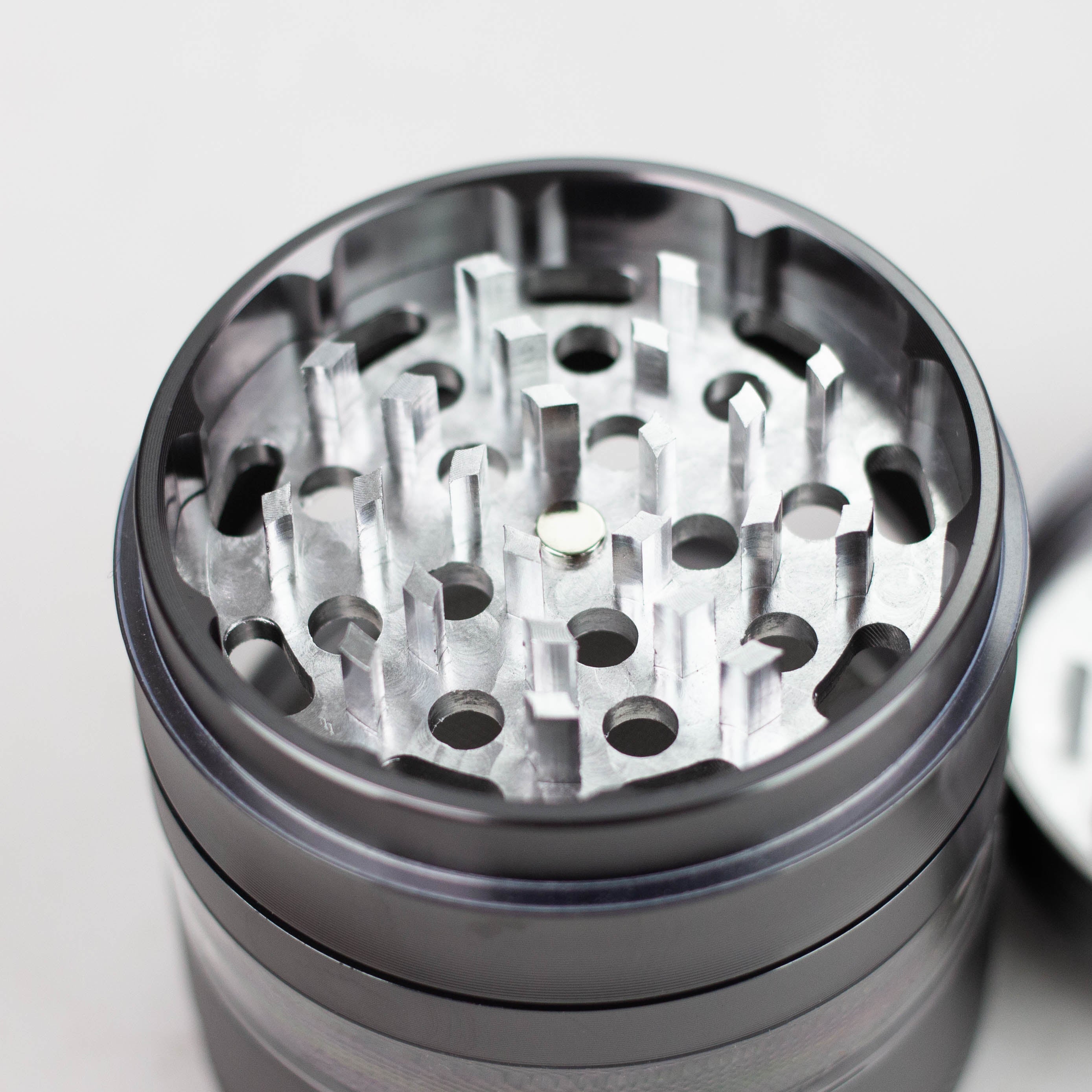XTREME | 4 parts Aluminum herb grinder [CN6220]