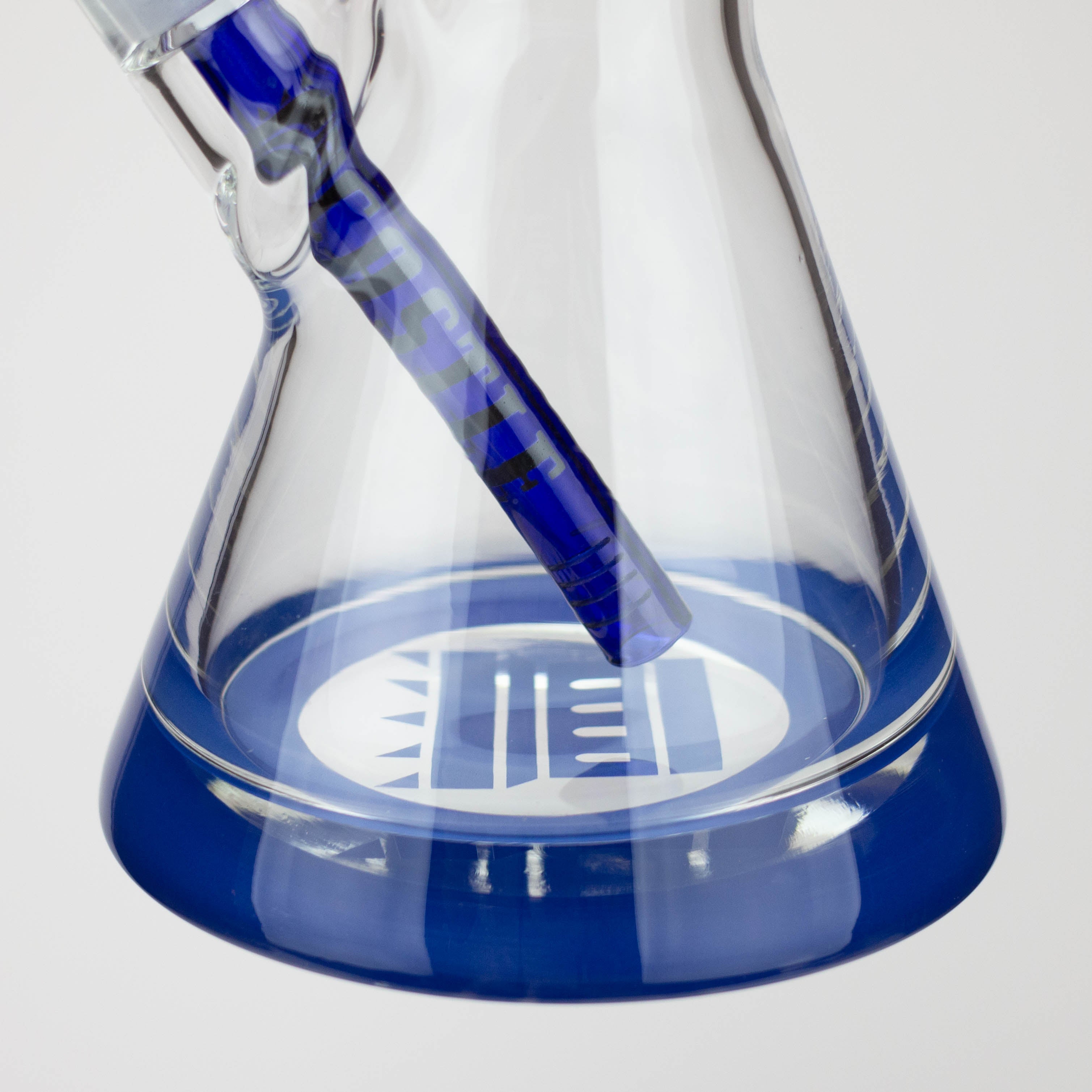 Castle Glassworks | 18" Beaker 9mm Glass bong – Color Logo