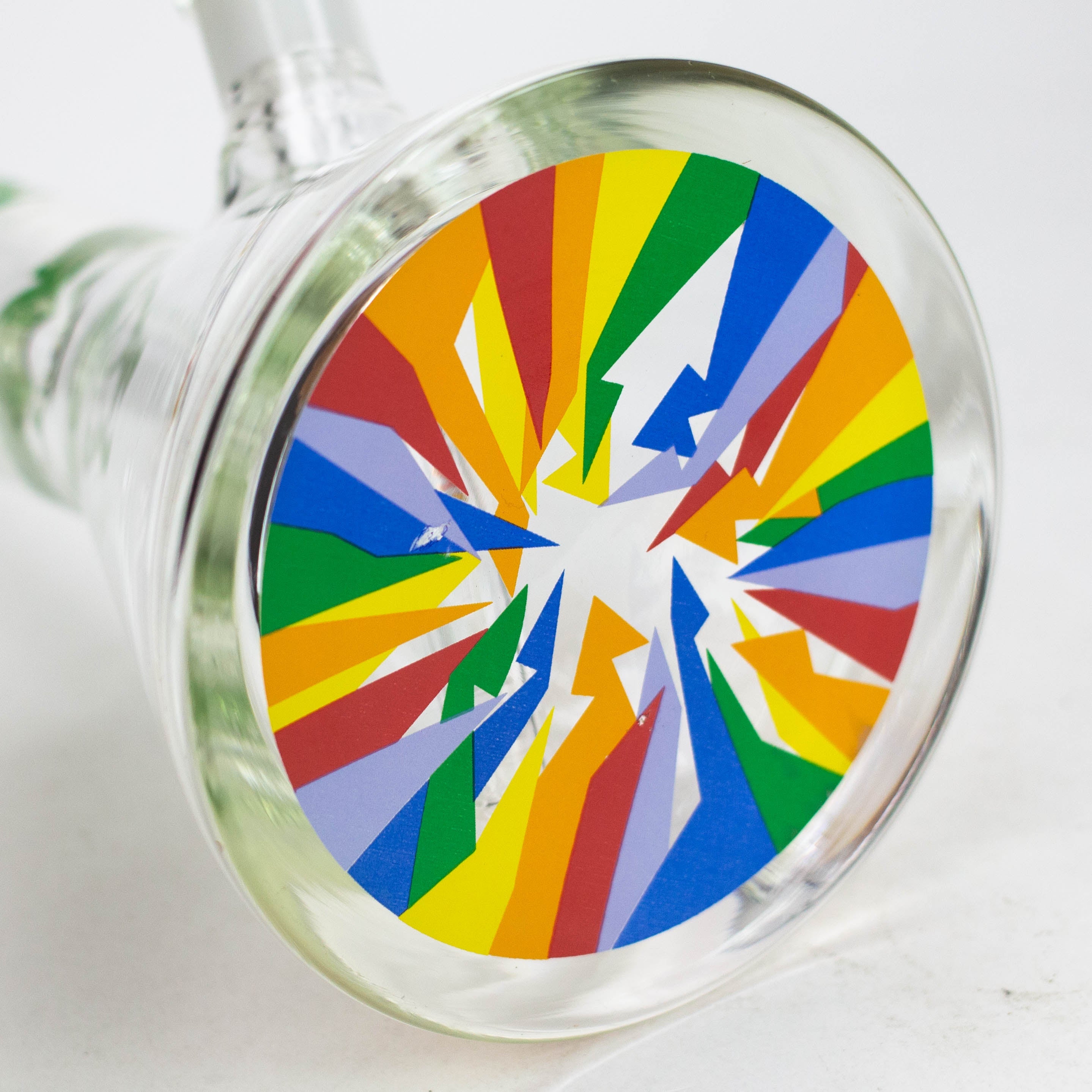 WellCann | 15" 7mm Beaker Bong with Thick Decal Base - Green Rainbow