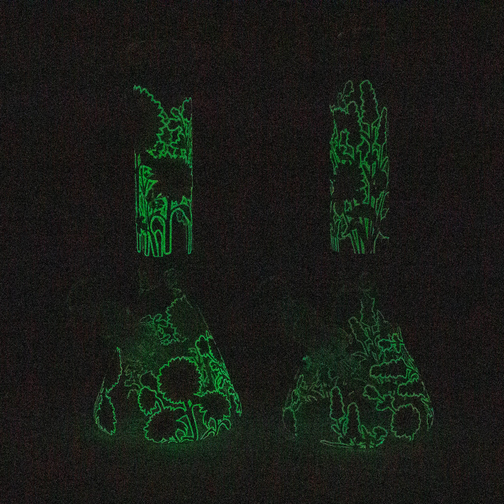 Z10" Glow in the dark Glass Bong With Flower Design [BH1061/062]