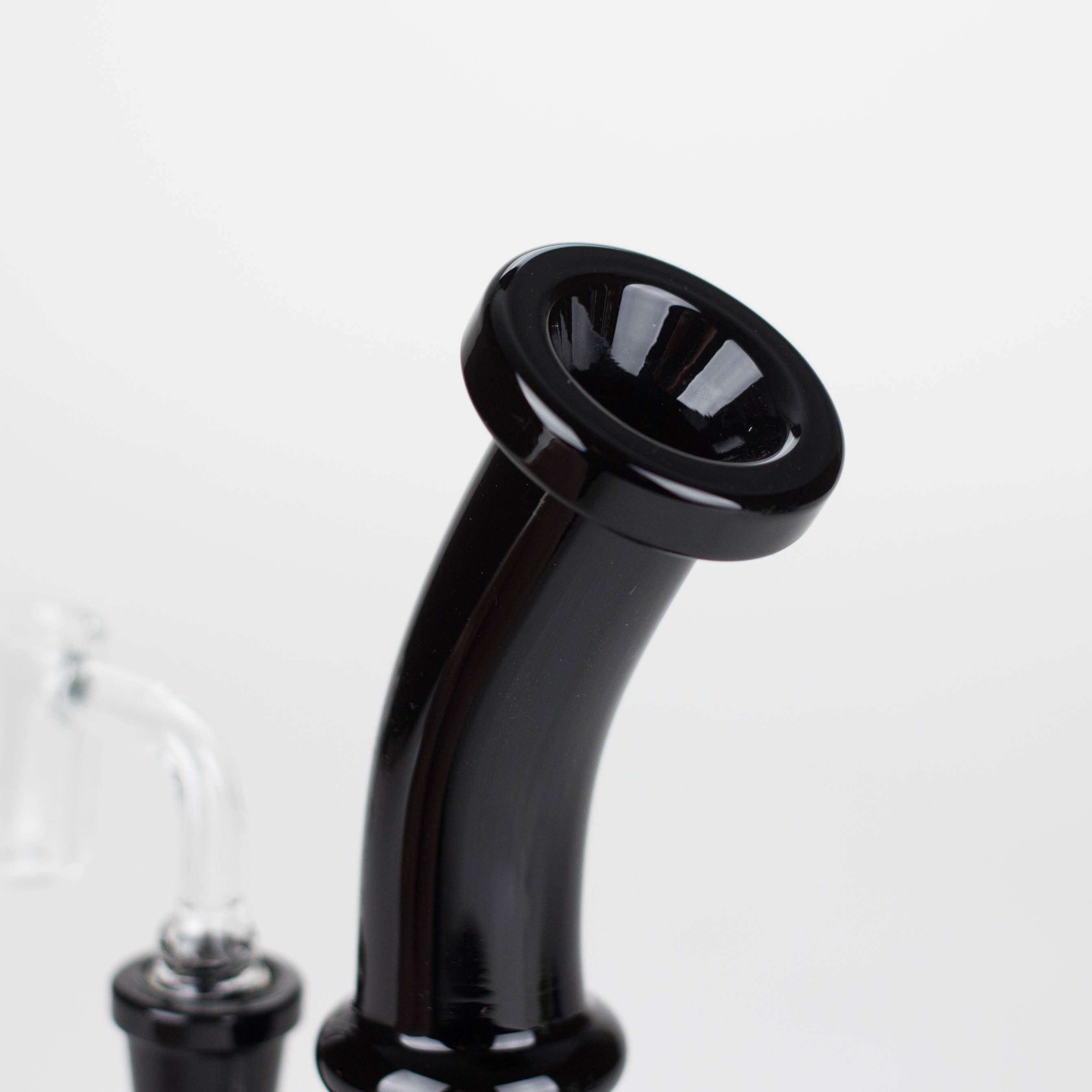 Z7"  2-in-1 Color accented Rig with perc (Banger and Bowl Included)