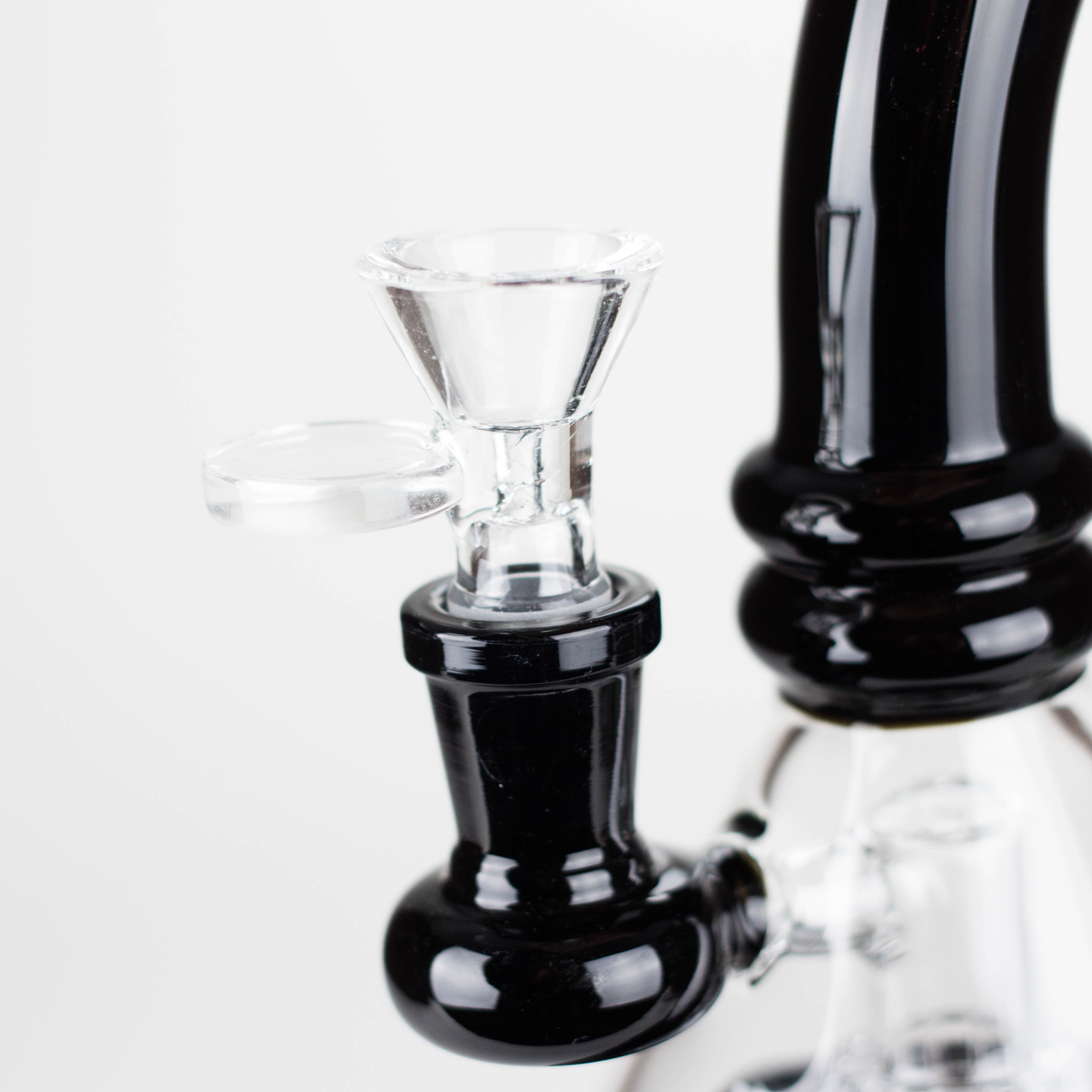 Z7"  2-in-1 Color accented Rig with perc (Banger and Bowl Included)