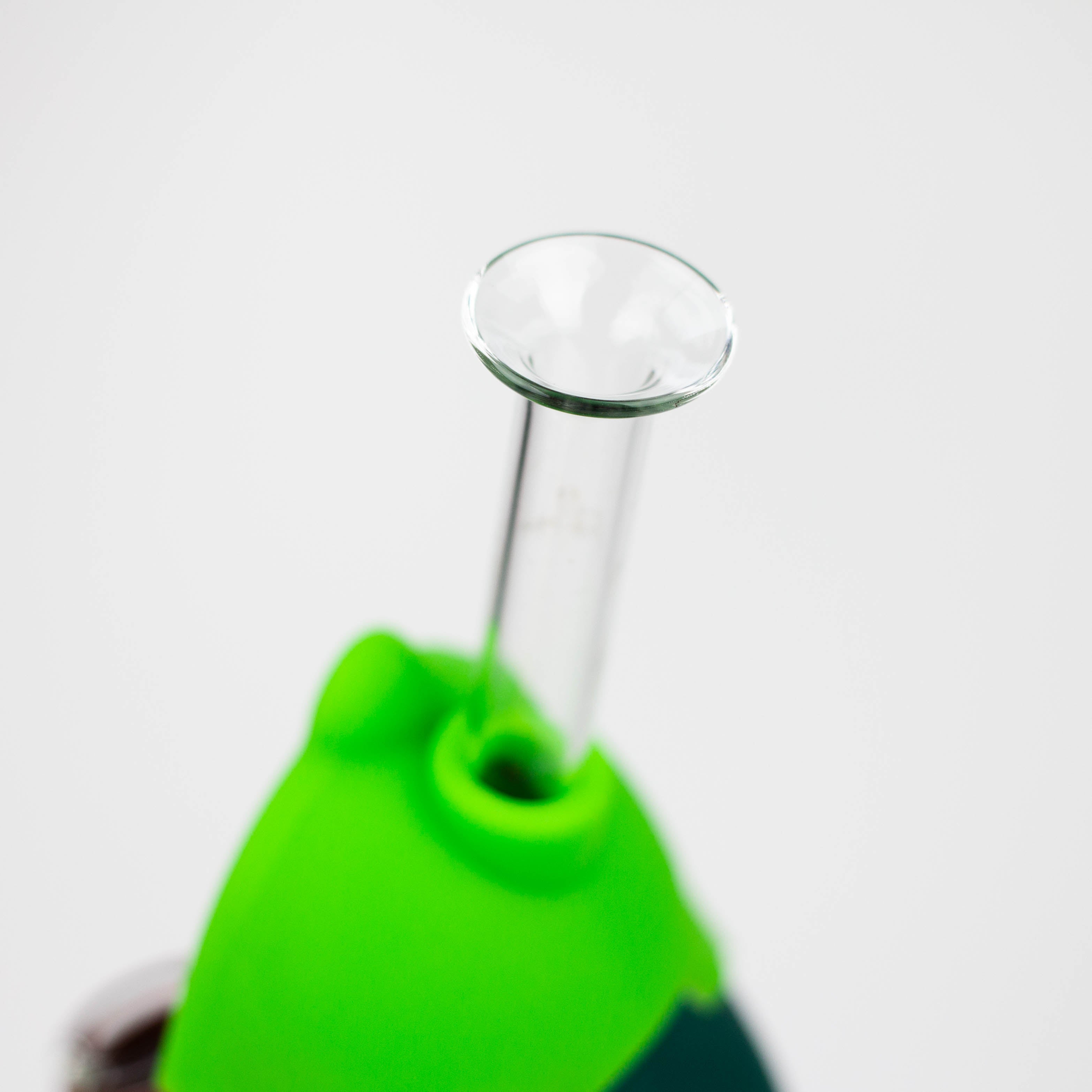 6" Avocado water pipe [H357]