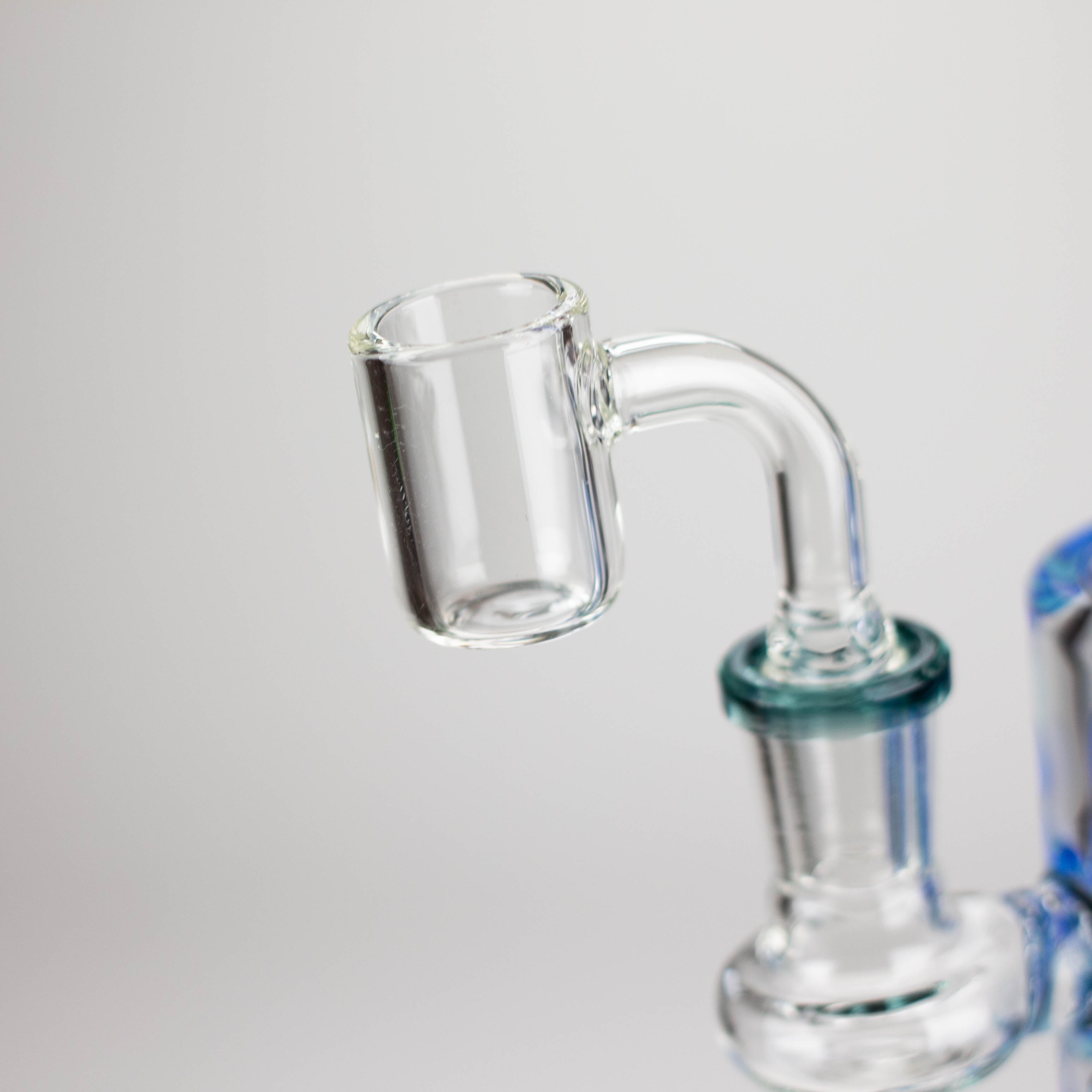 Z8" Color accented Rig With Banger and Bowl