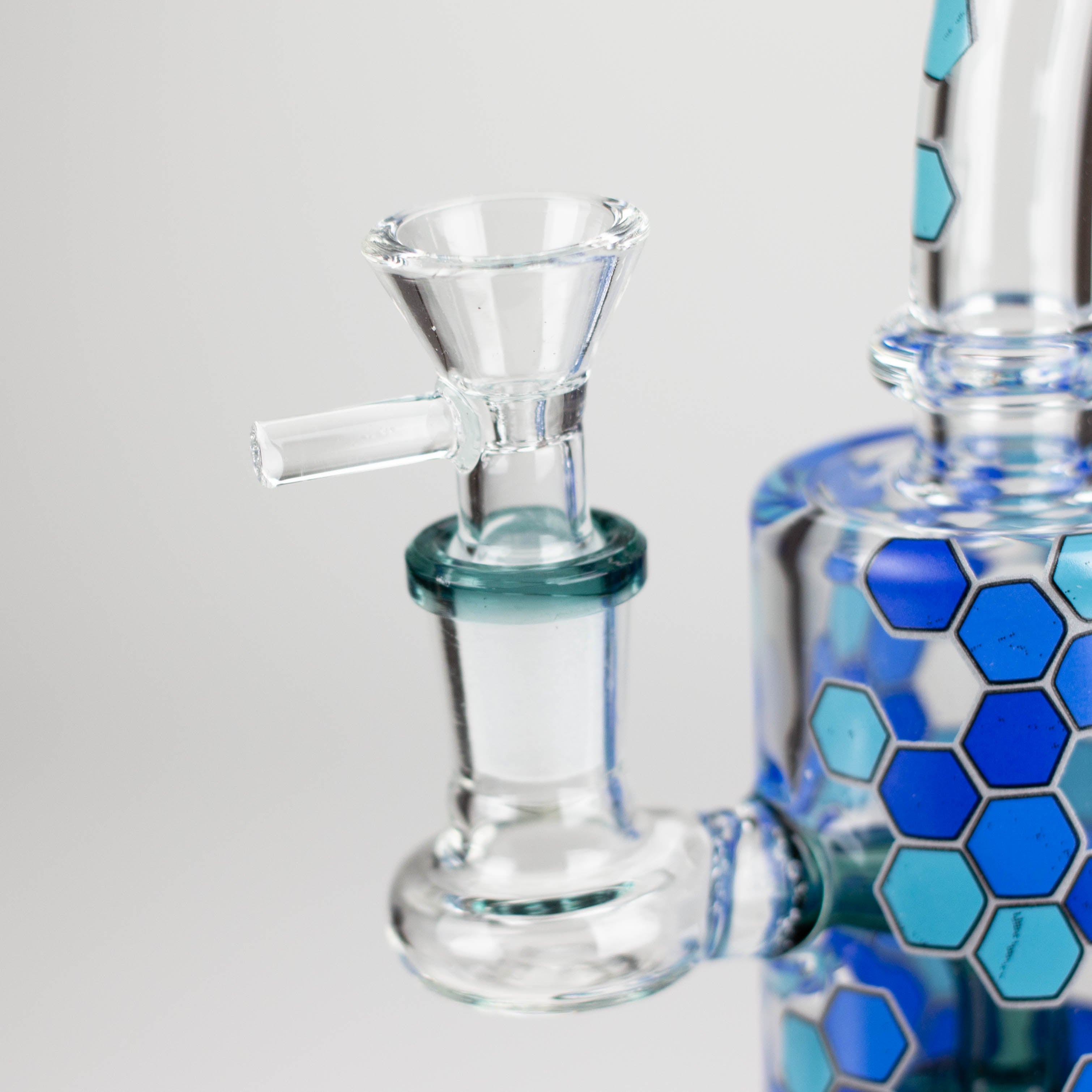 Z8" Color accented Rig With Banger and Bowl