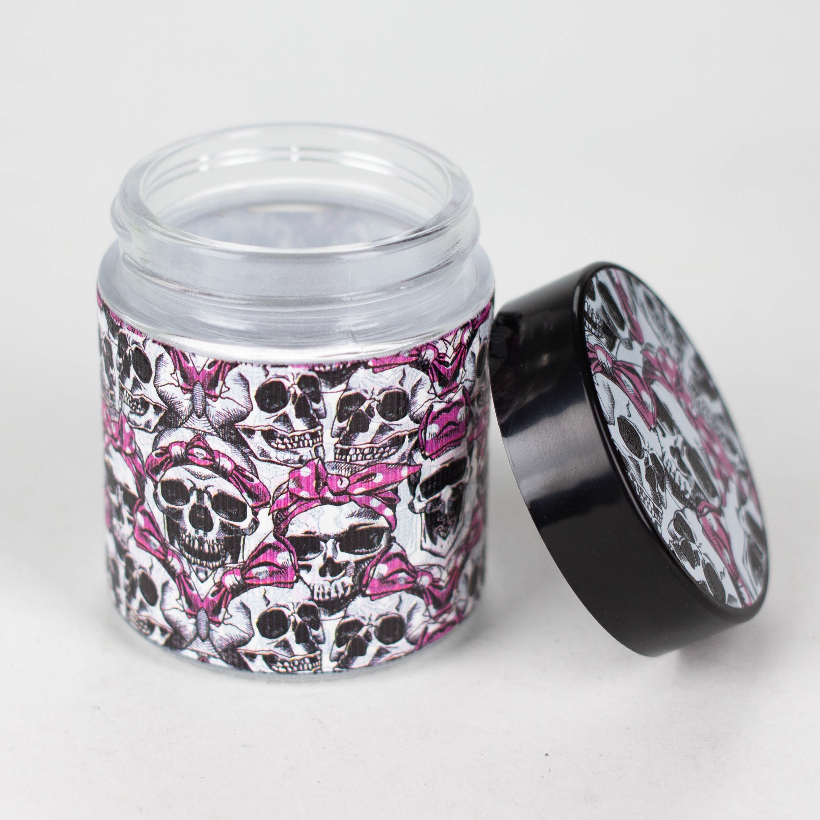 Licensed 6-in-1 Smoking Gift Set