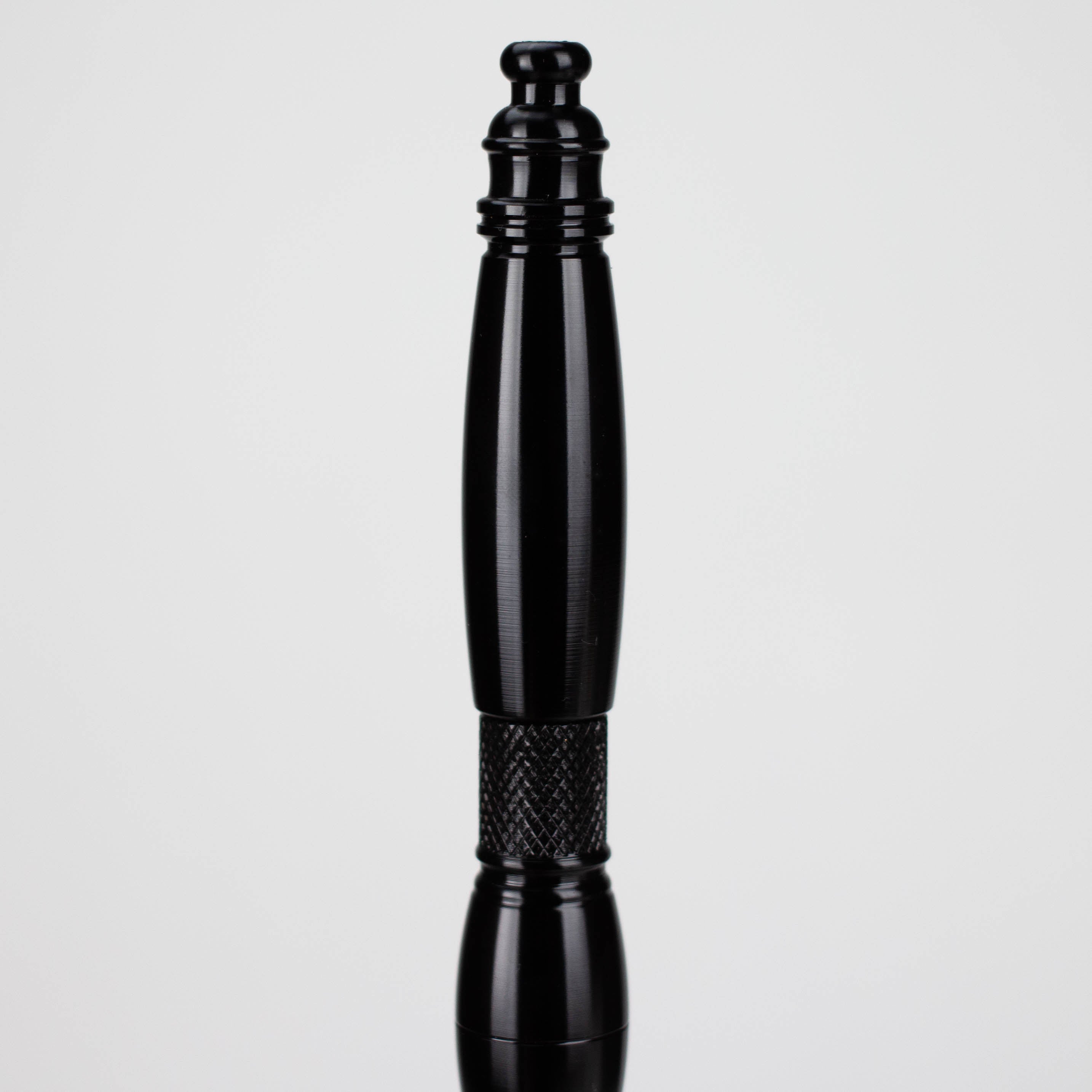 8" Aluminum Tobacco Pipe with Screens