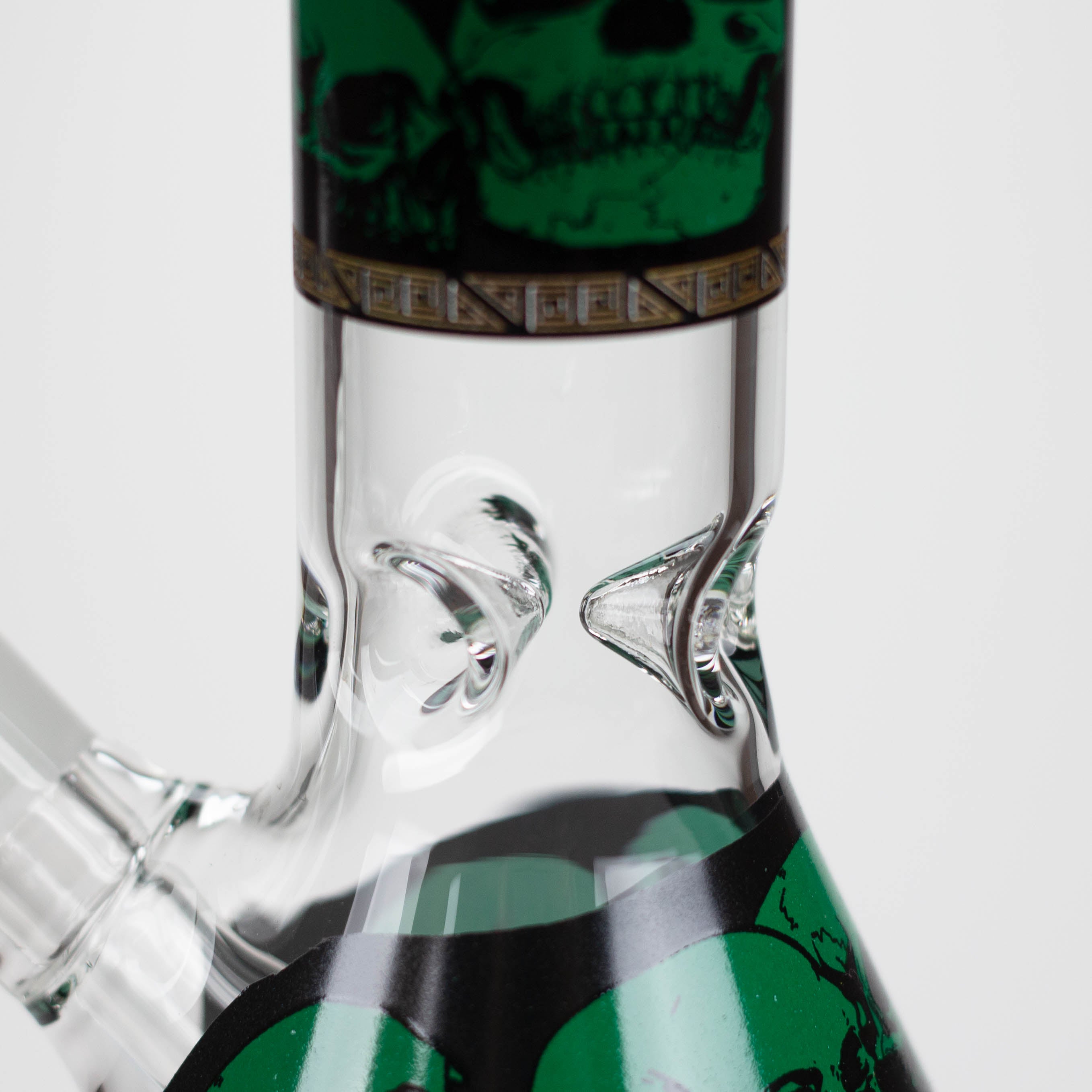Z10" Glass Bong With The War Design