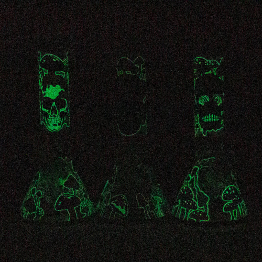 Z10" Glow in the dark Glass Bong With  Mushroom Skull  Design