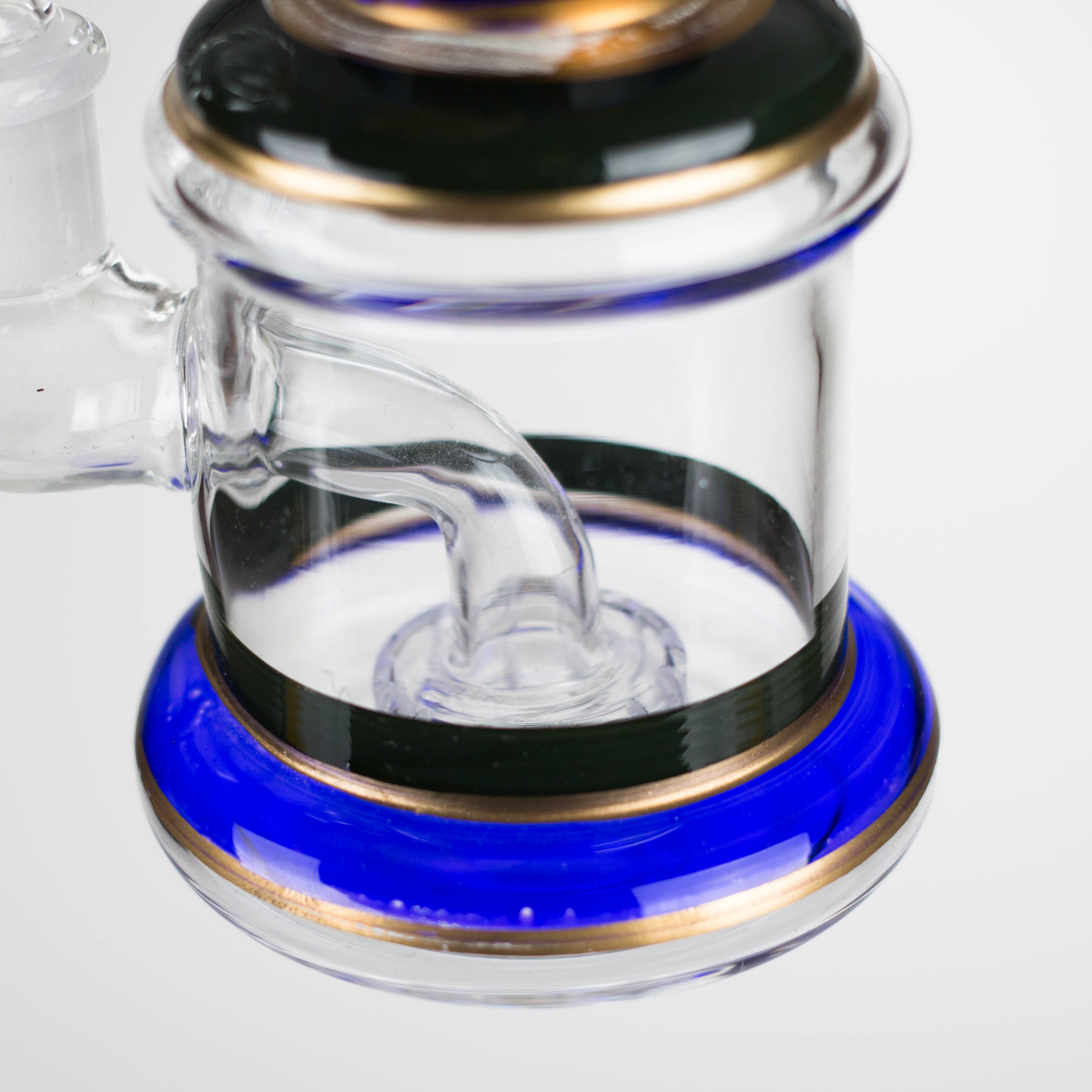 7.5" glass bong with diffuser