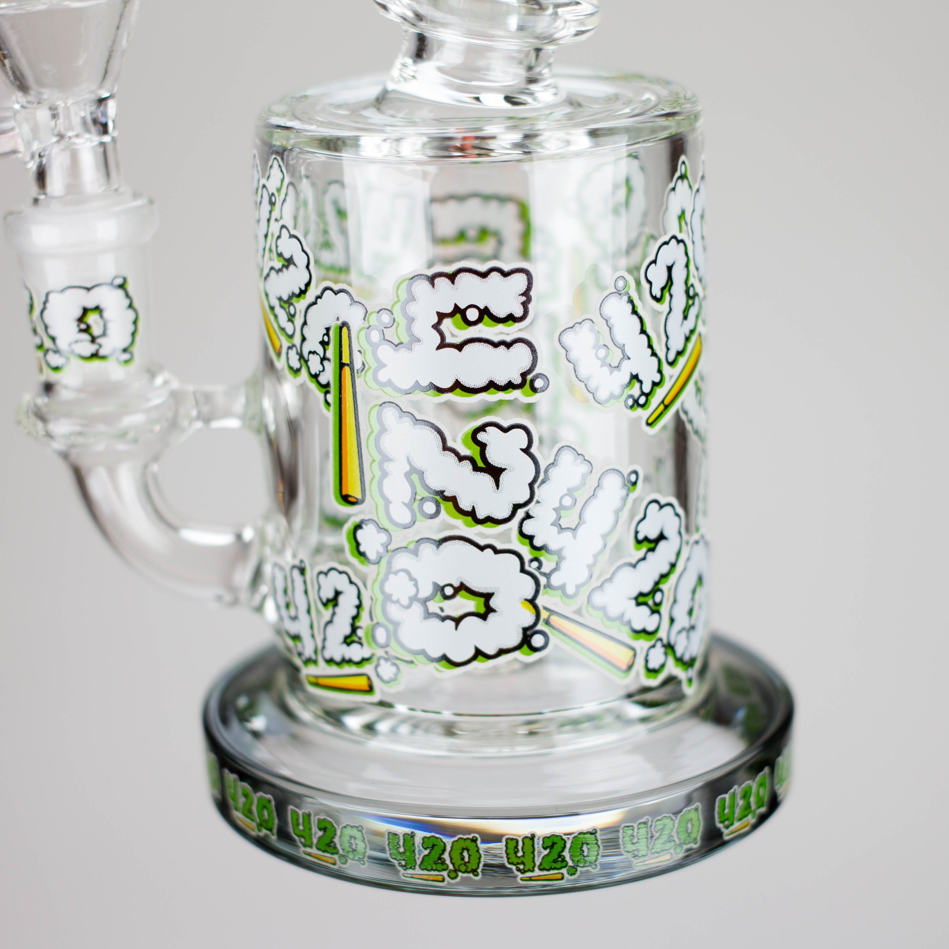 Z7" Color accented Glass Bong With Perc- 420 Special Edition