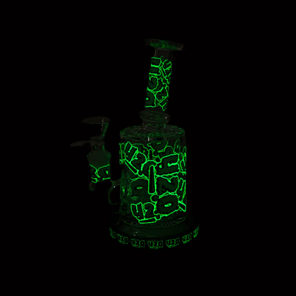 Z7" Color accented Glass Bong With Perc- 420 Special Edition