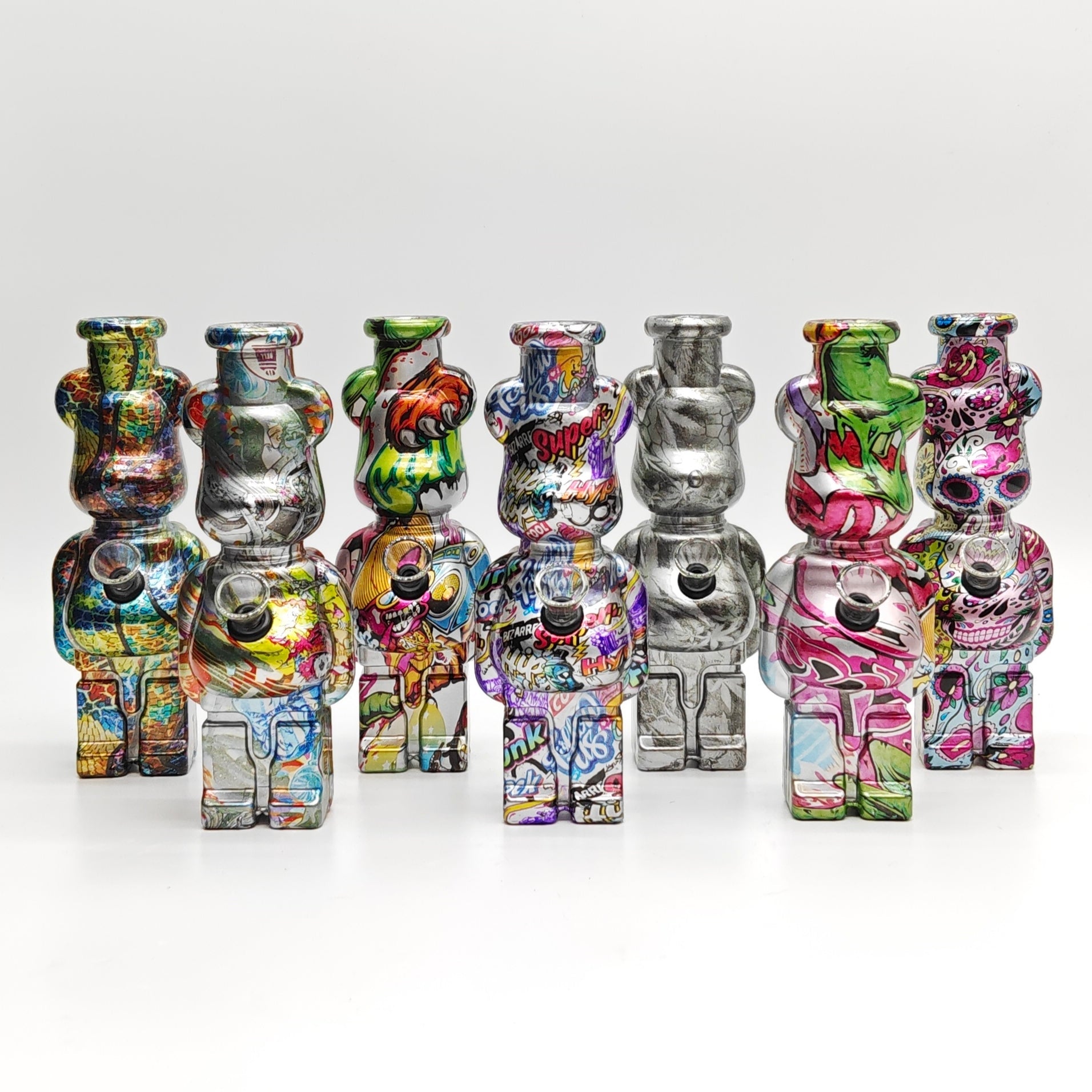 7.5" Hydrographic Bear Water Pipe-Assorted Designs