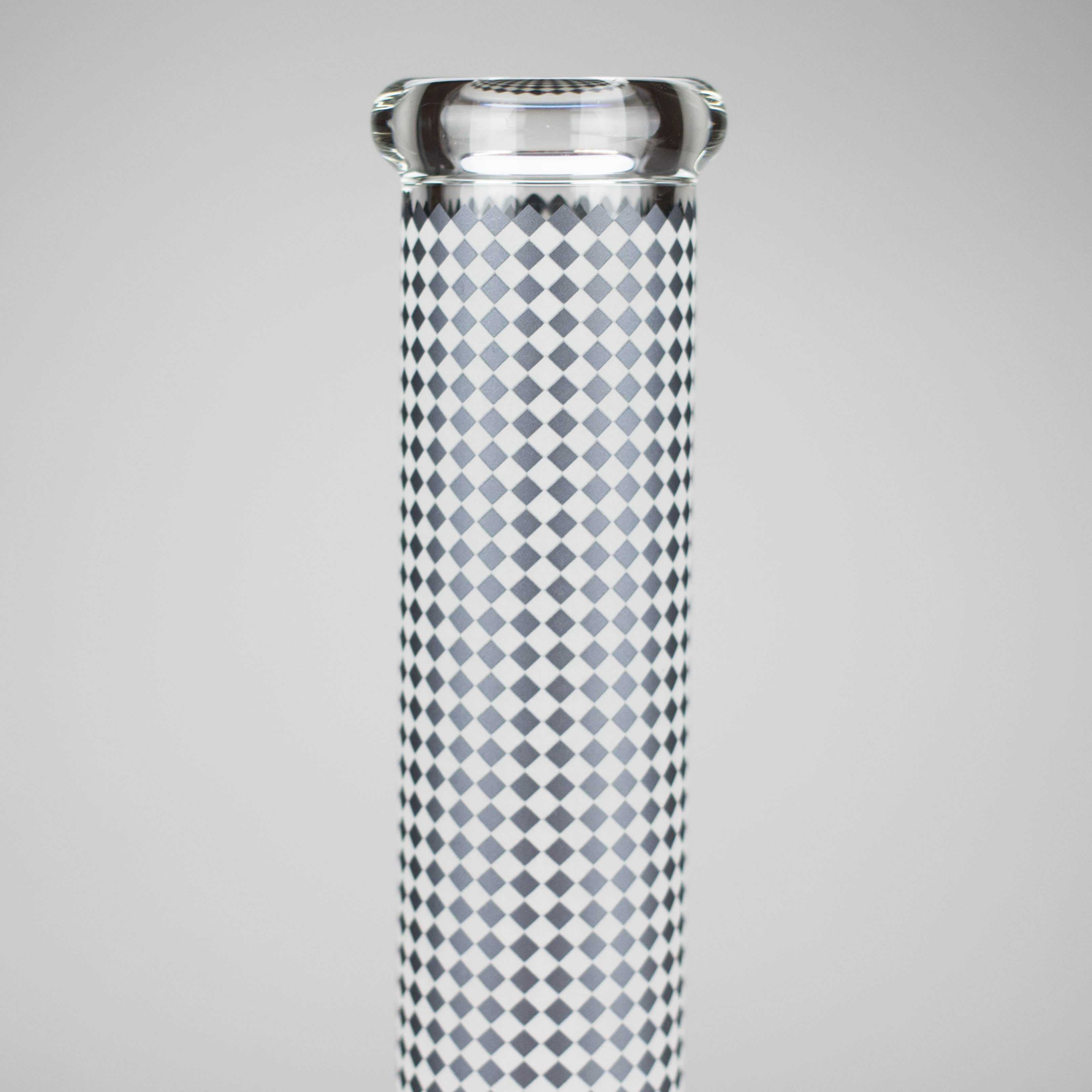 15" Grid Pattern Beaker Bong – Glow in the Dark