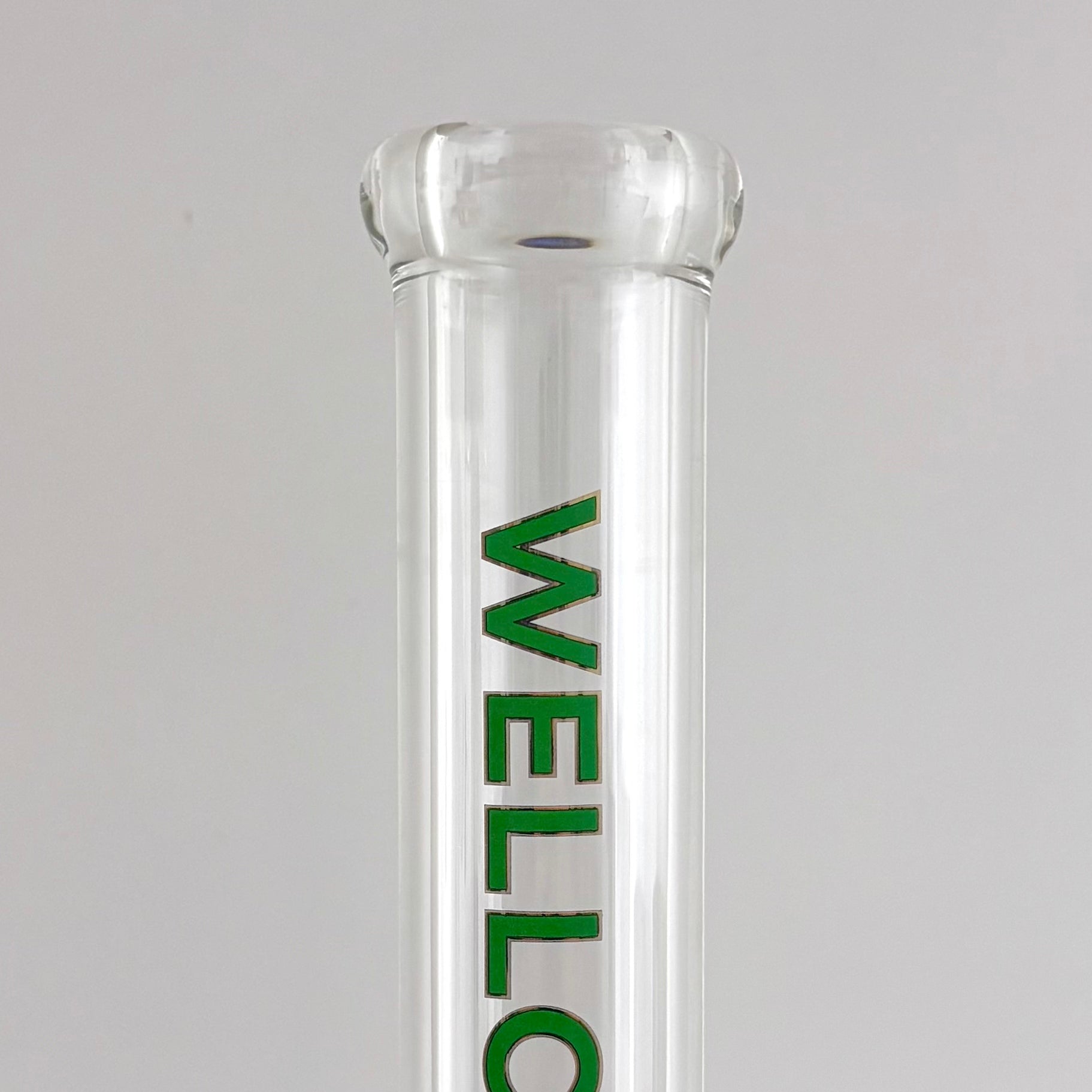 Wellcann | 17" Thickened Base Chrome Beaker Glass Bong