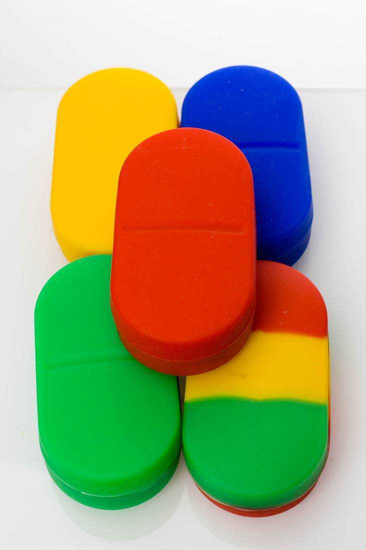 Multi compartment Silicone Concentrate Container