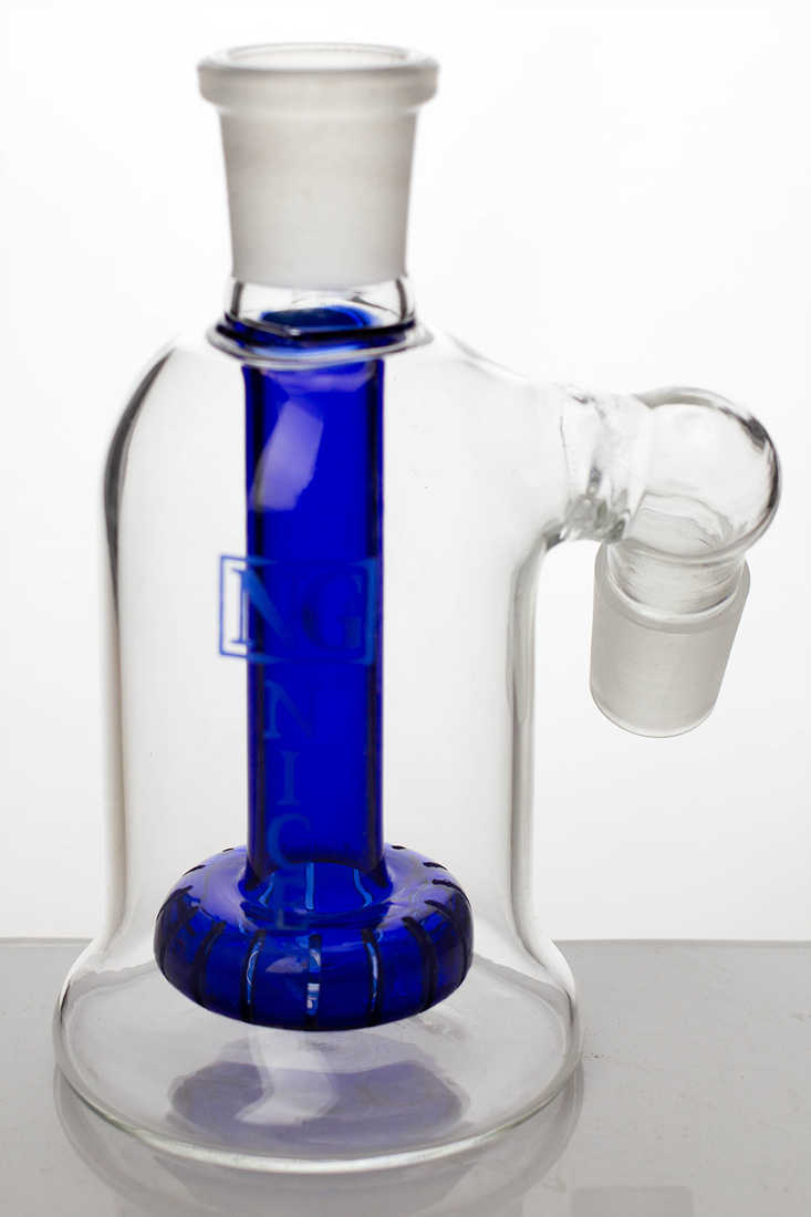 Shower head diffuser ash catchers