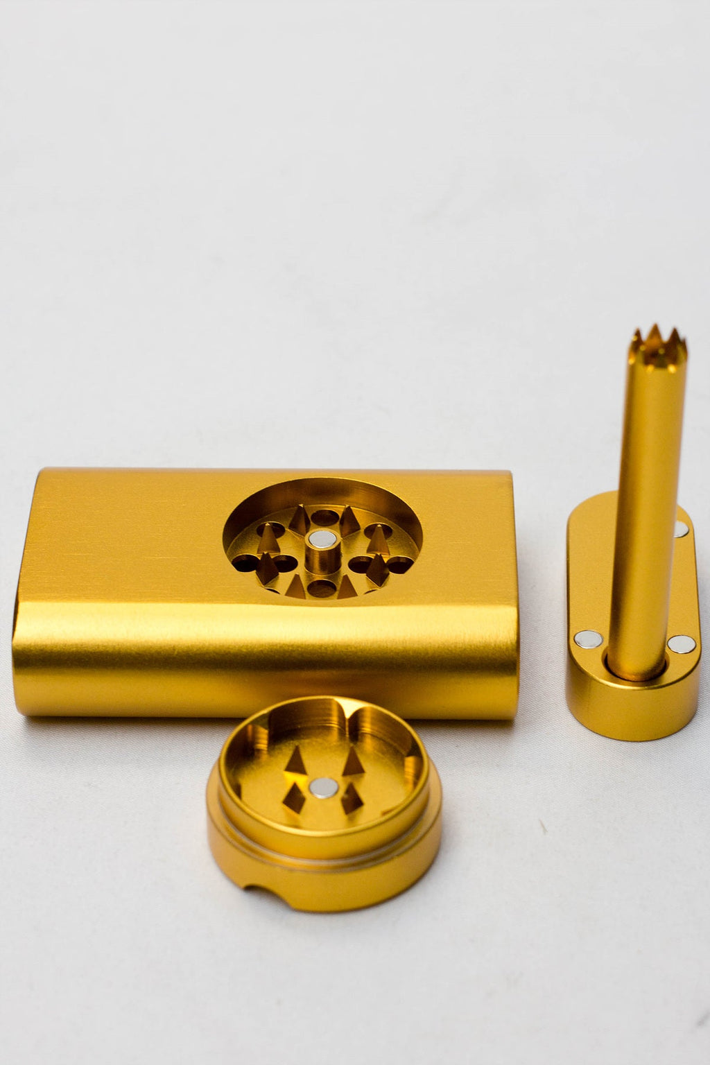 Aluminum Dugout with grinder