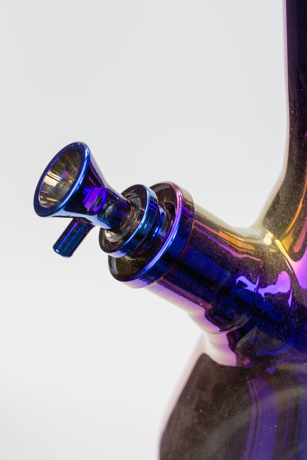 24" Infyniti Snowflake 7 mm metallic glass water bong