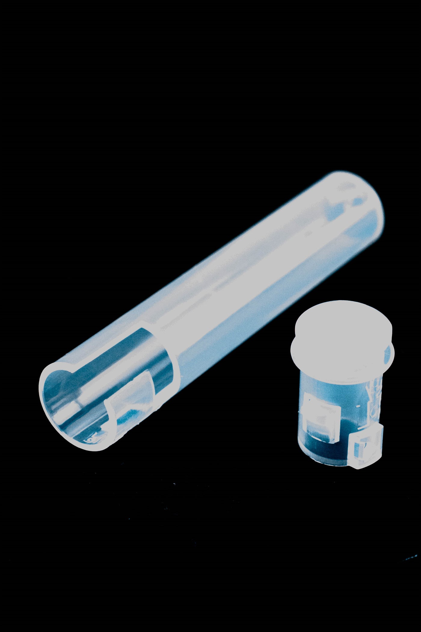 PLASTIC PRE-ROLLED CONE TUBES 78 mm Bag of 36