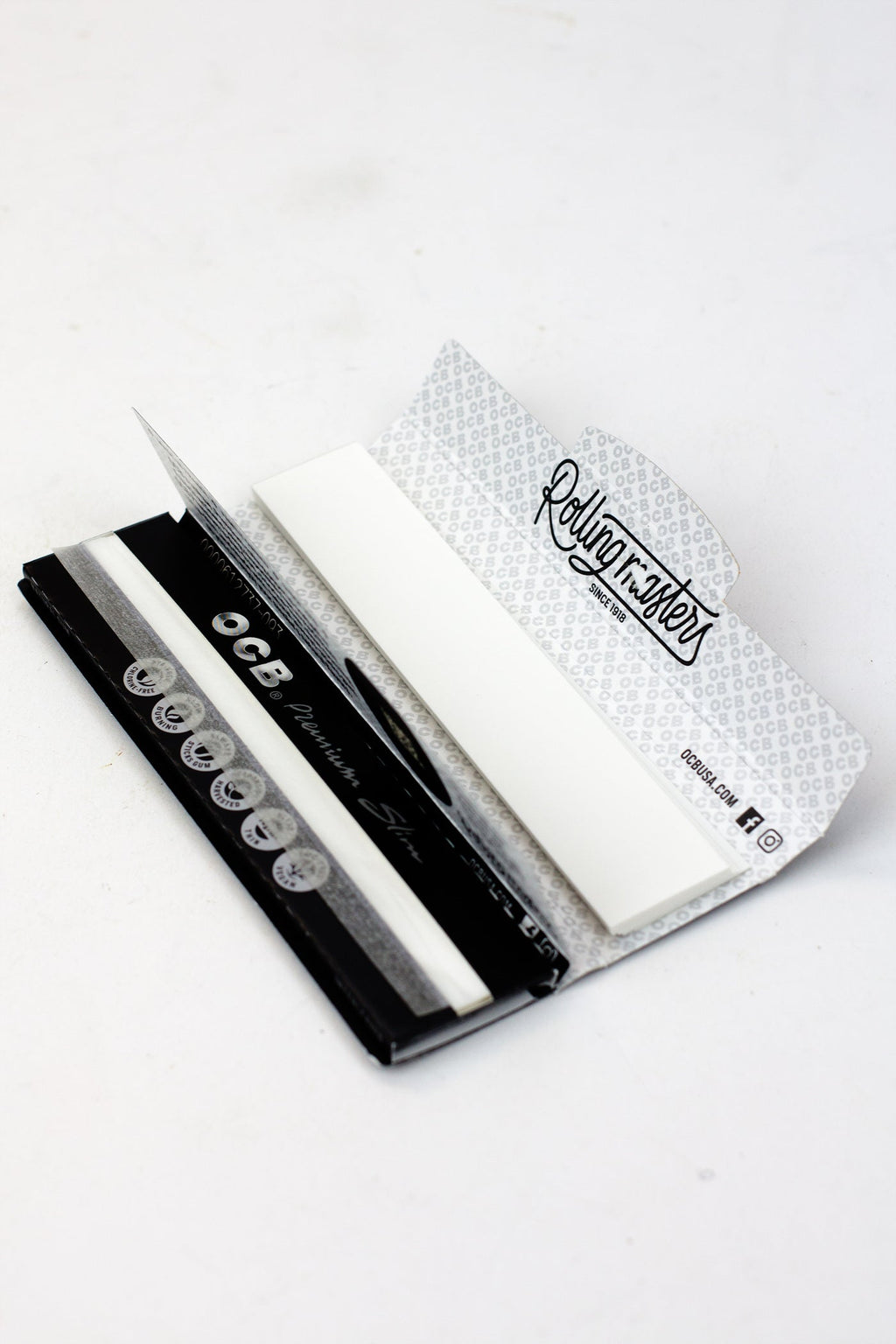 OCB King Slim Premium rolling paper with Tips