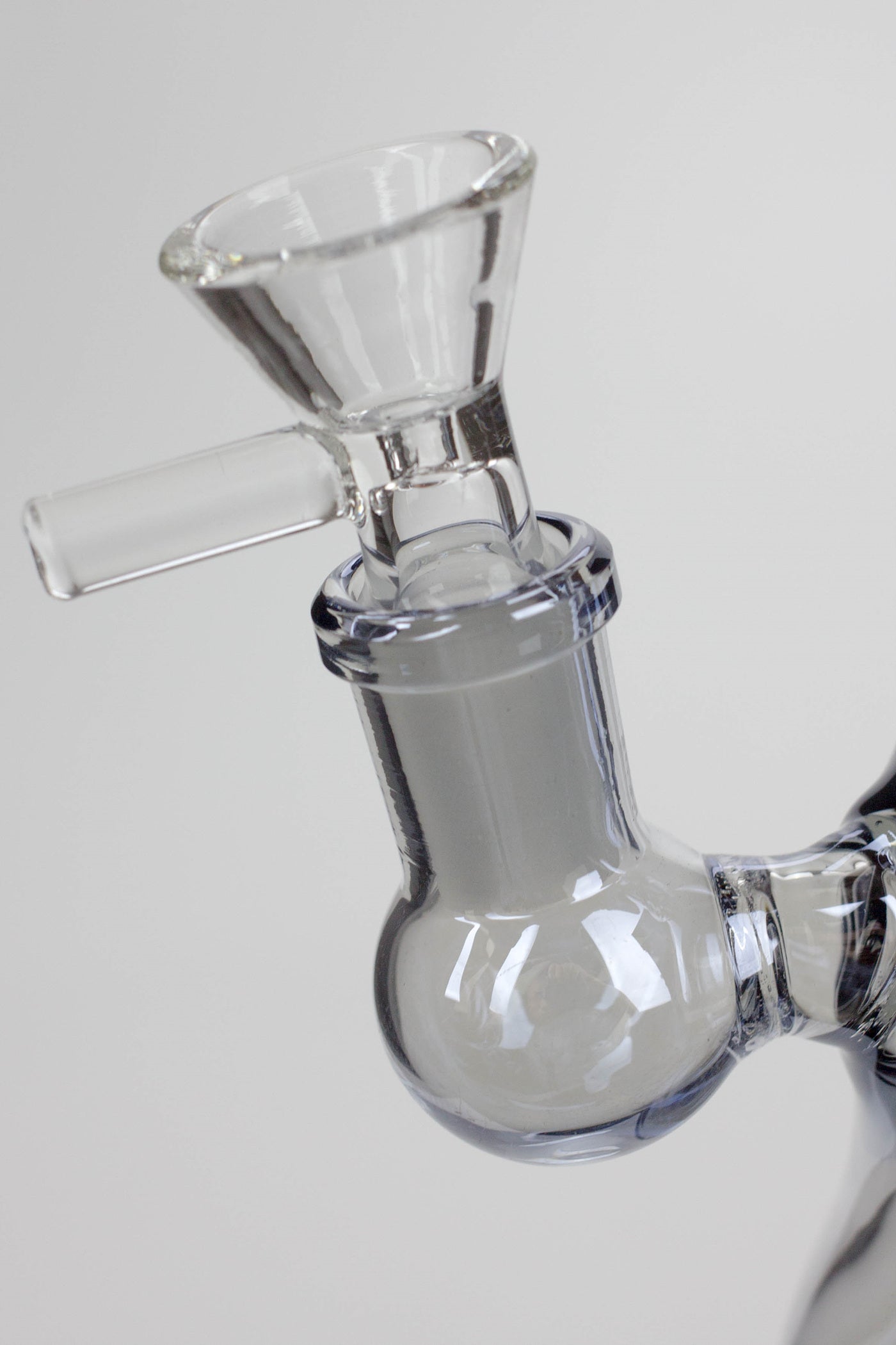 6" 2-in-1 fixed 3 hole diffuser bell Metallic tinted bubbler
