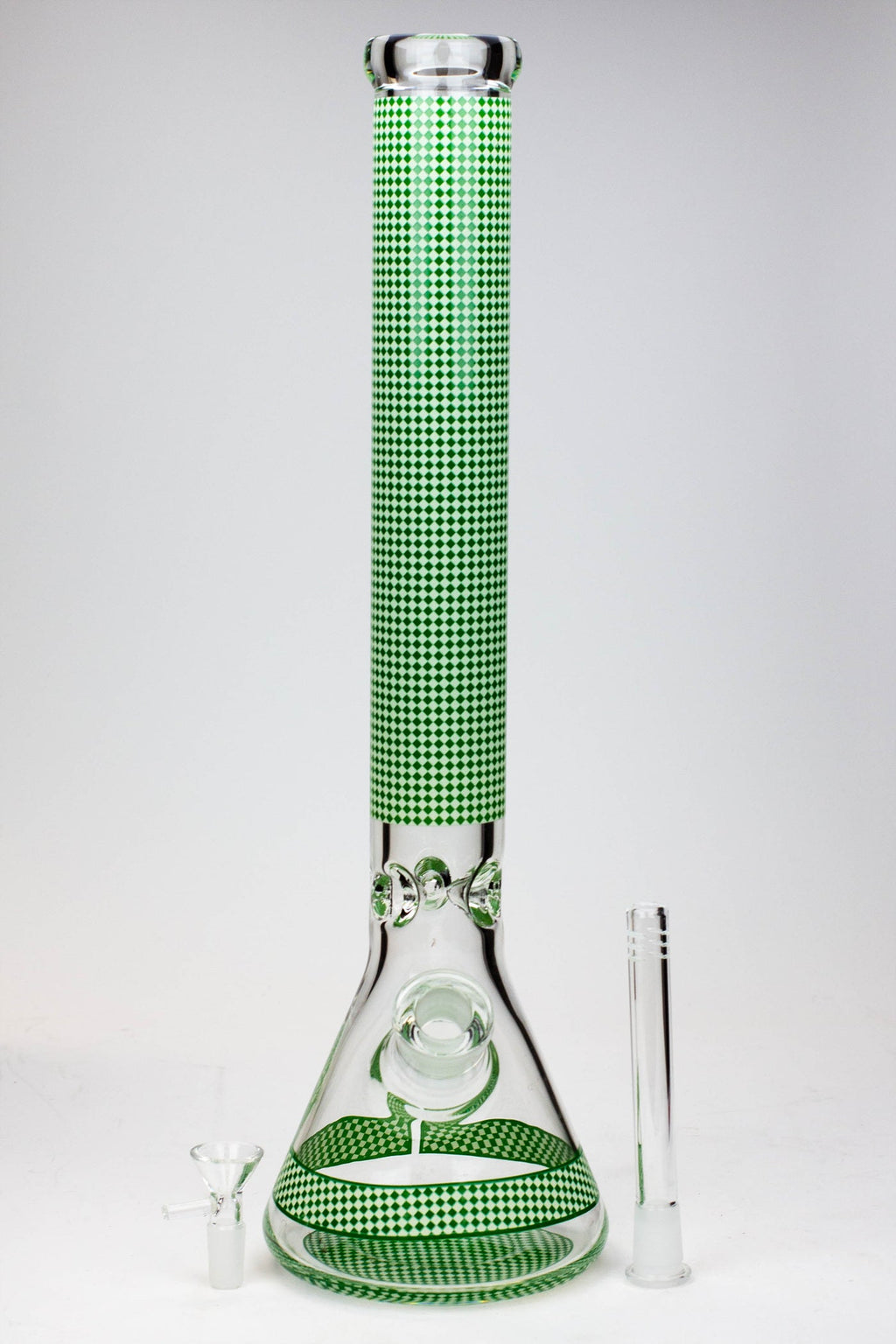18" Diamond pattern Glow in the dark 7 mm glass beaker bong