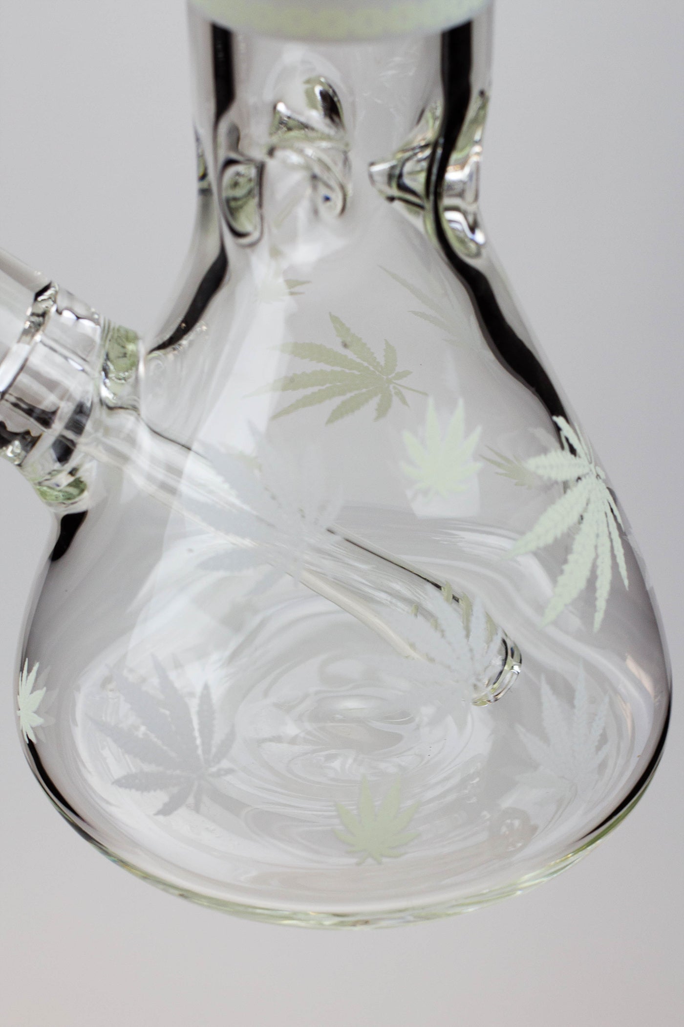 14" Infyniti Leaf Glow in the dark 7 mm glass bong ( GP1654 )