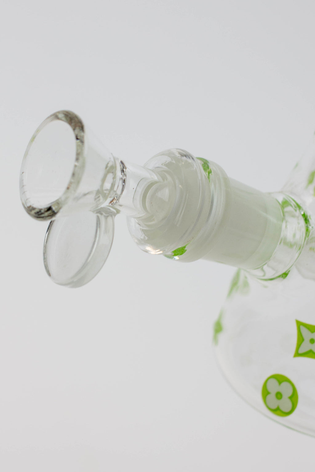 7.5" Luxury Pattern glow in the dark beaker glass water bong