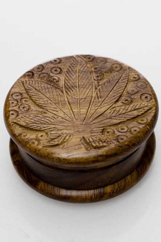 Leaf carved  2 parts wooden grinder
