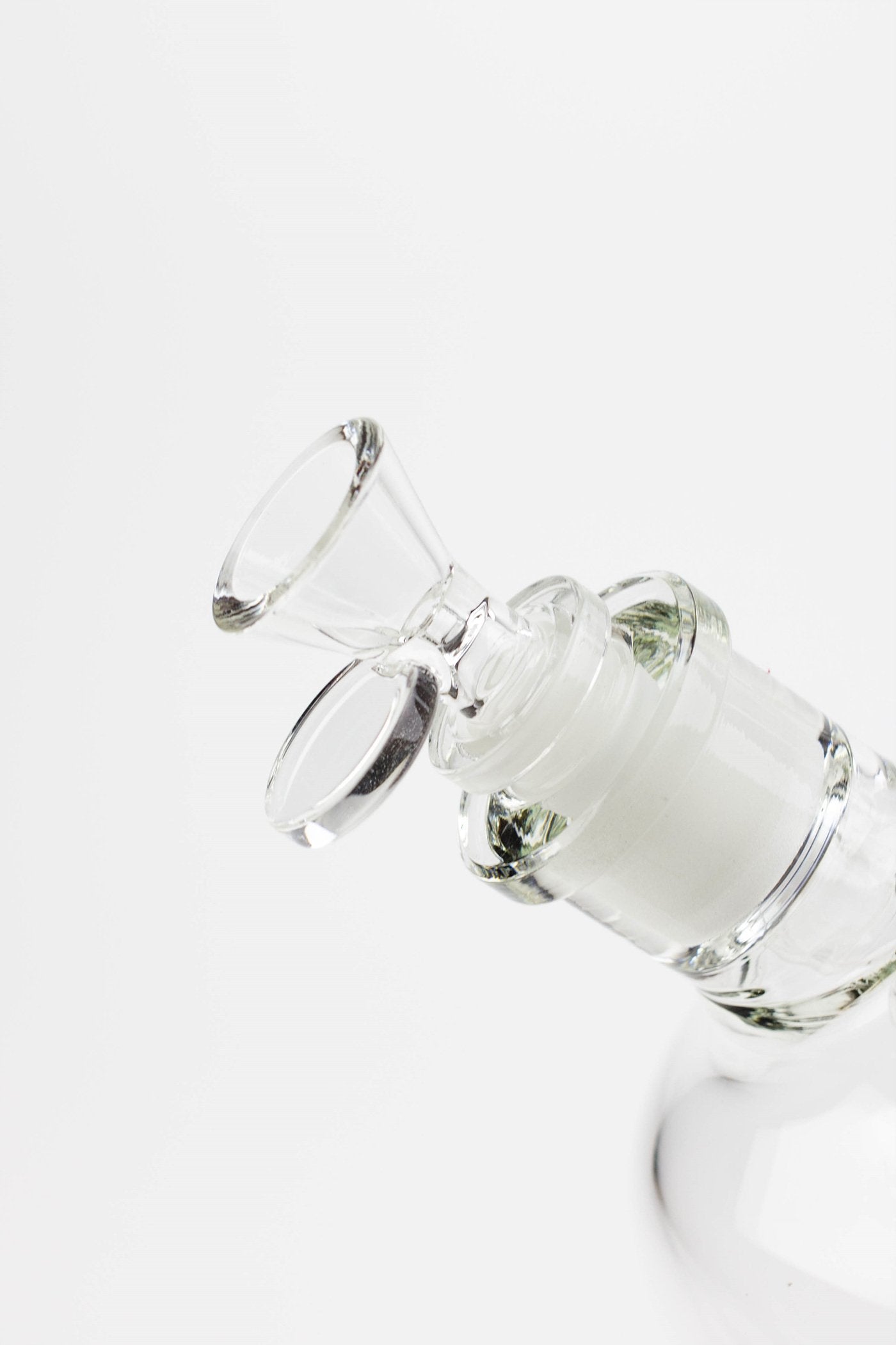 16" glass / 7 mm / rounded base water bong