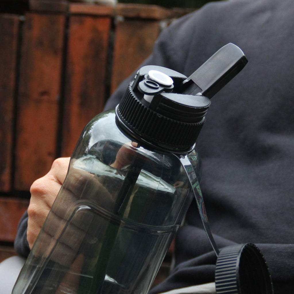 ZMOKIE Water bottle bong